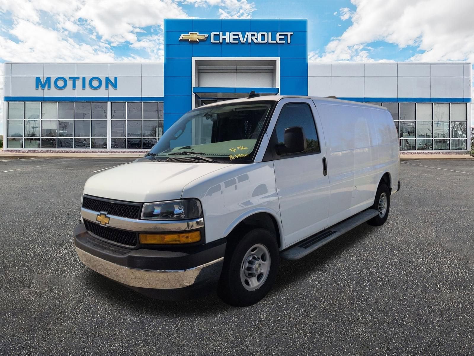 2024 Chevrolet Express 2500 Work Van HD's photo