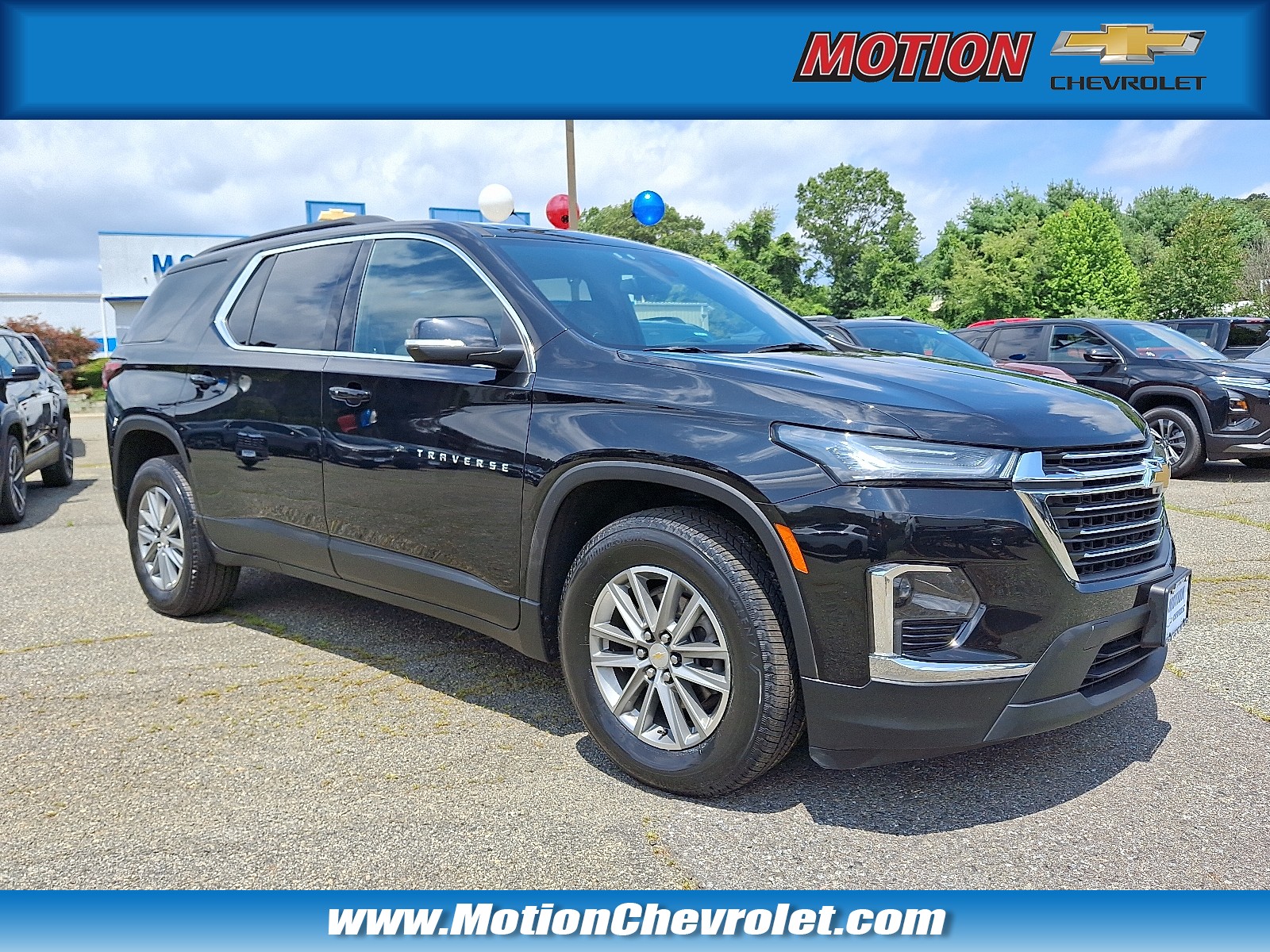 2023 Chevrolet Traverse LT Cloth