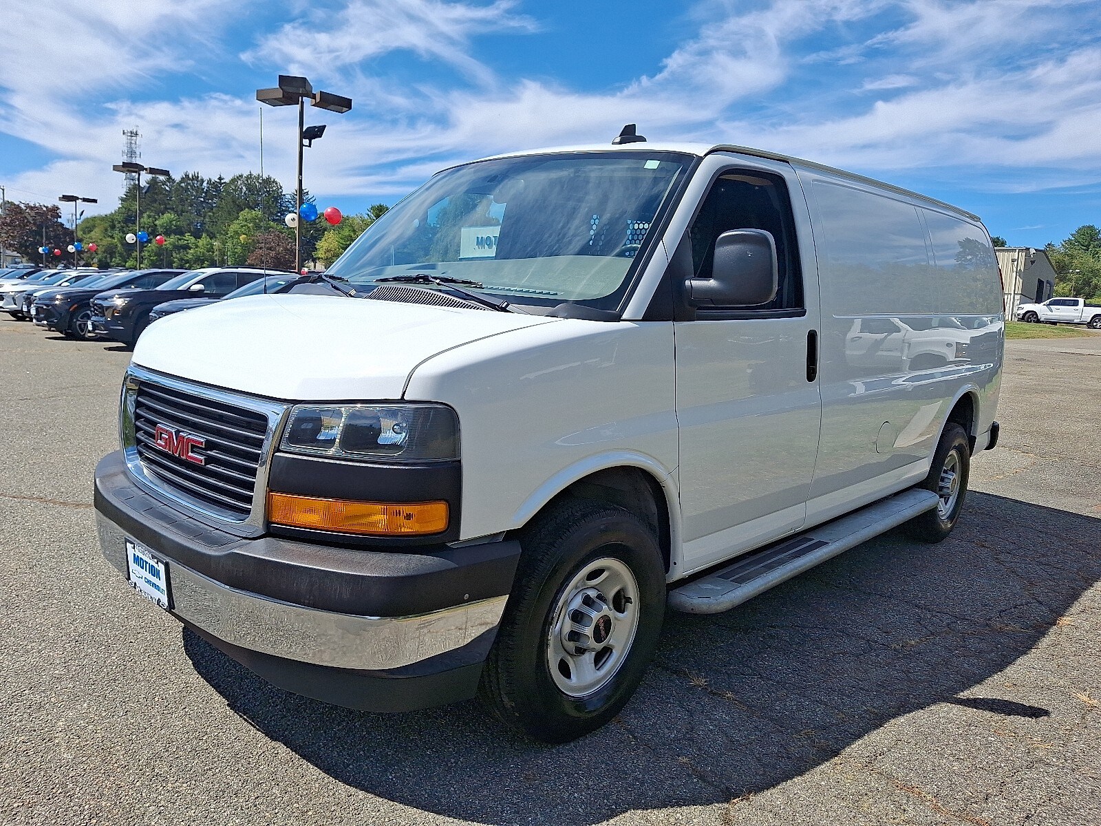 2023 Gmc Savana Cargo 2500 photo 3