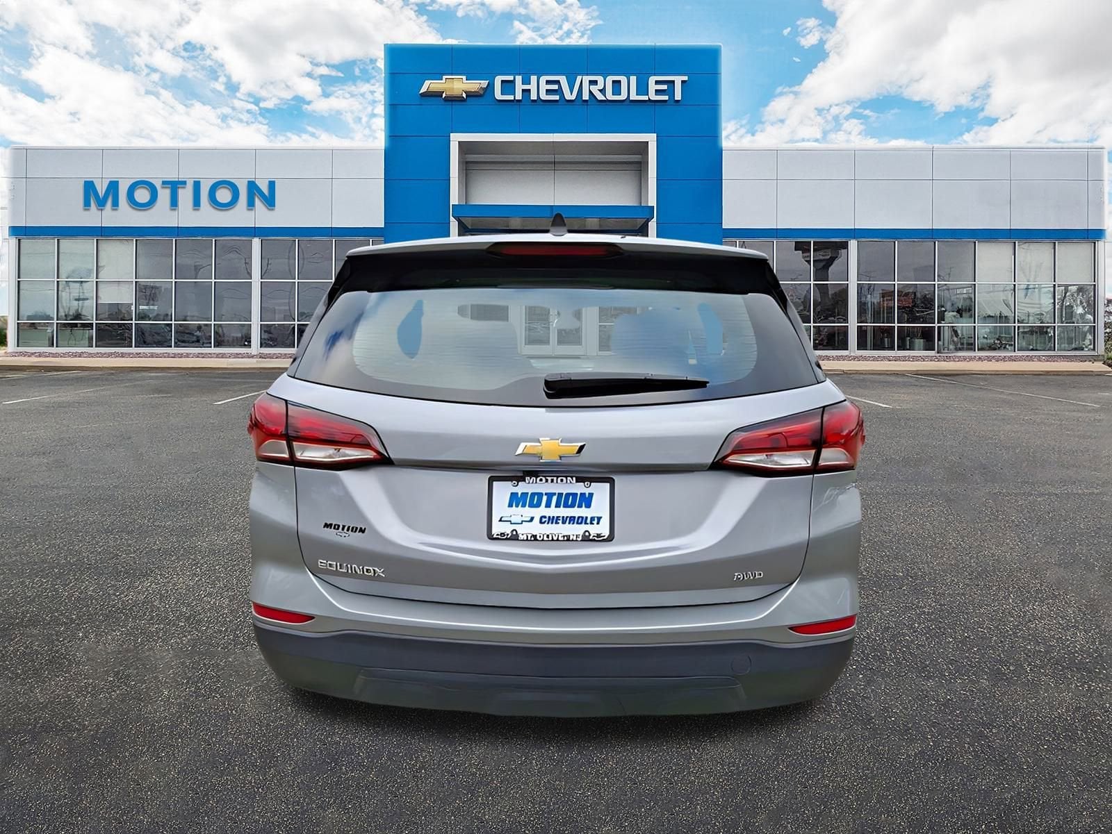 2024 Chevrolet Equinox LS - Photo 6