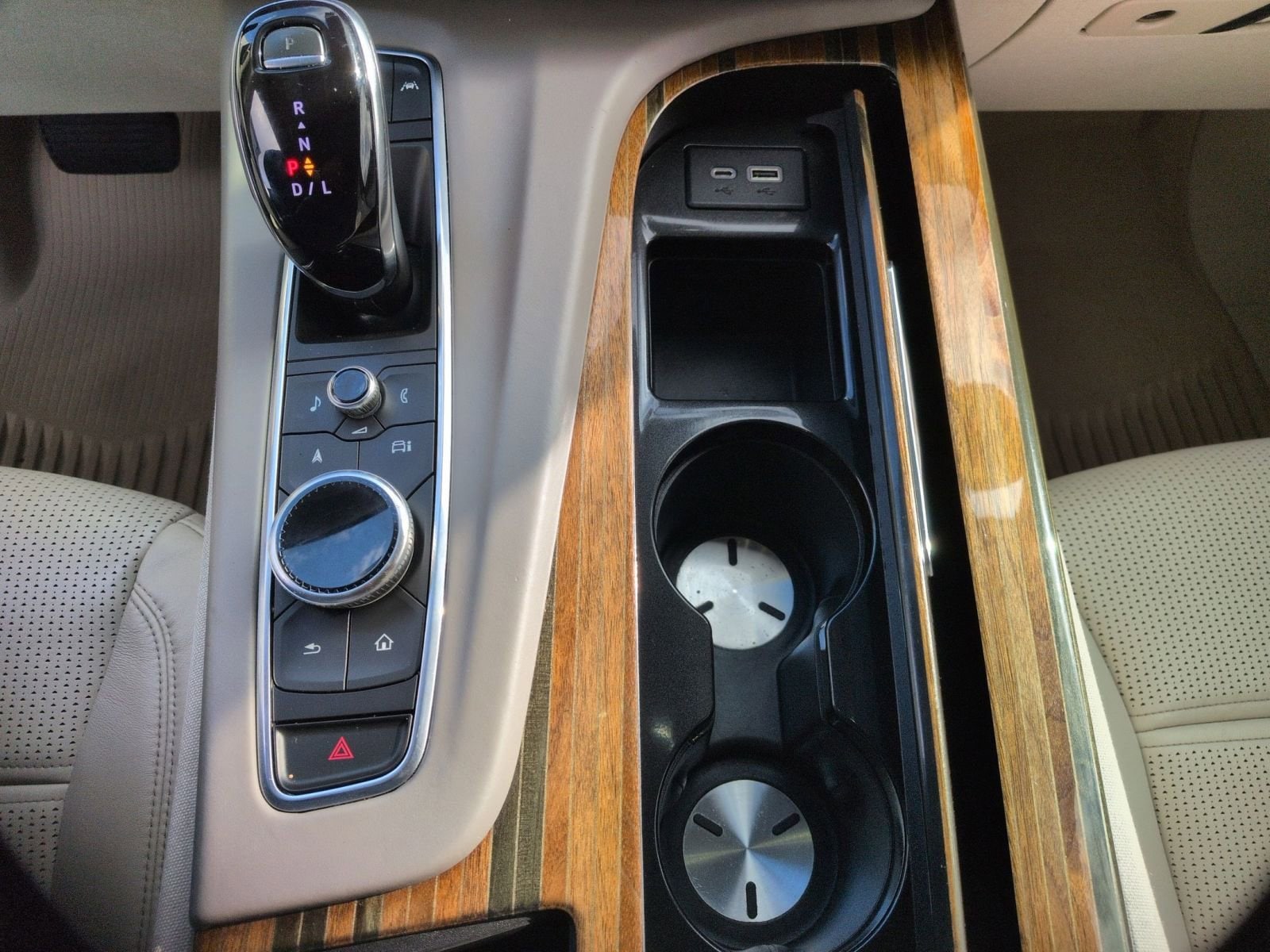 2021 Cadillac Escalade Sport Platinum - Photo 16