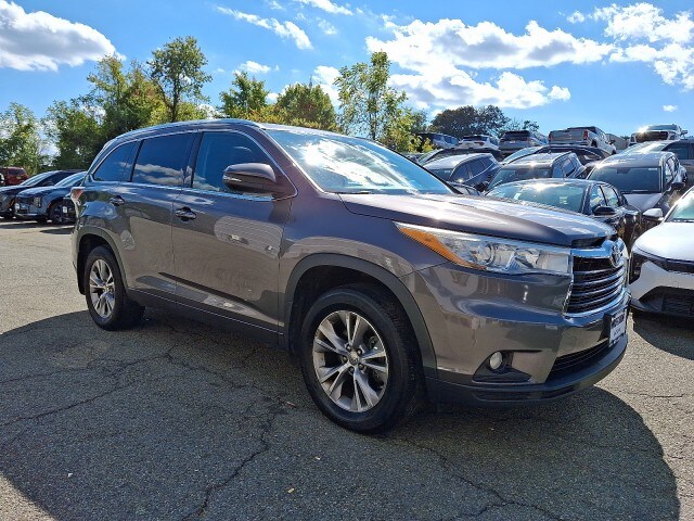 2015 Toyota Highlander XLE photo 3
