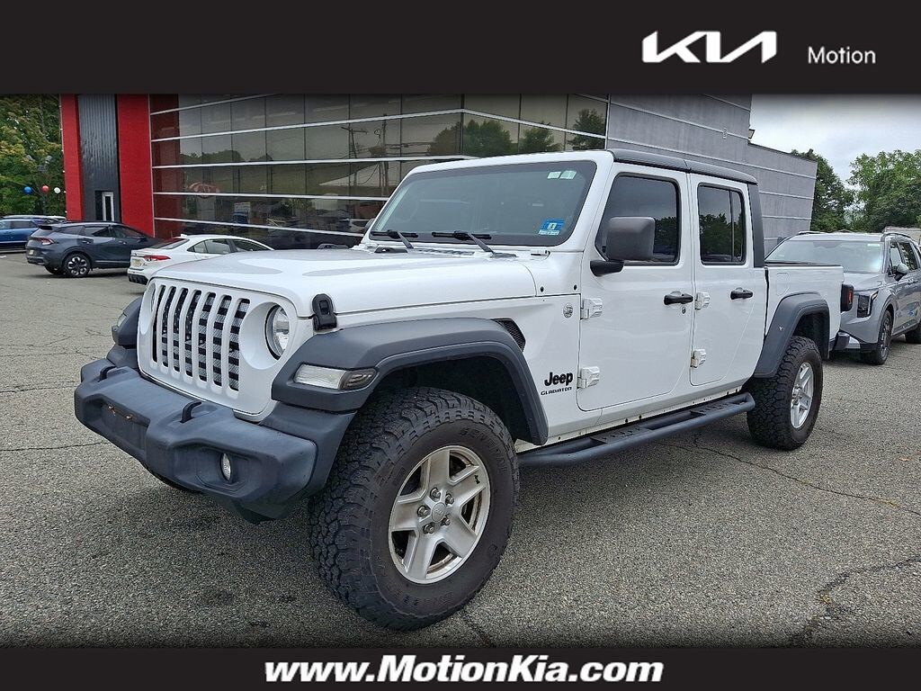 Used 2020 Jeep Gladiator Sport Truck