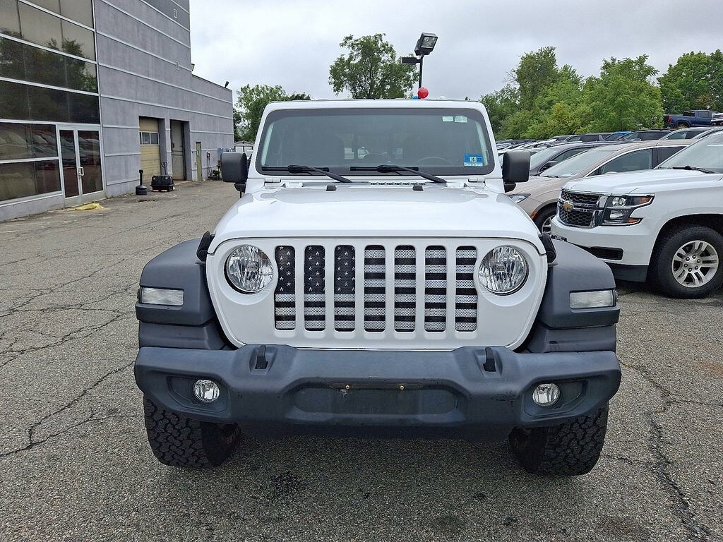 Used 2020 Jeep Gladiator Sport Truck