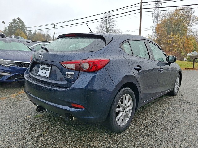 2018 Mazda Mazda3 Sport photo 4