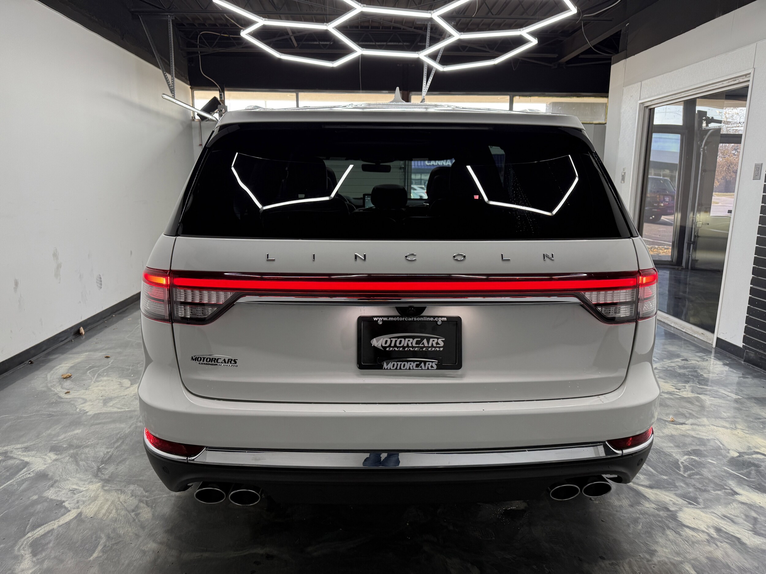 2022 Lincoln Aviator Reserve photo 3