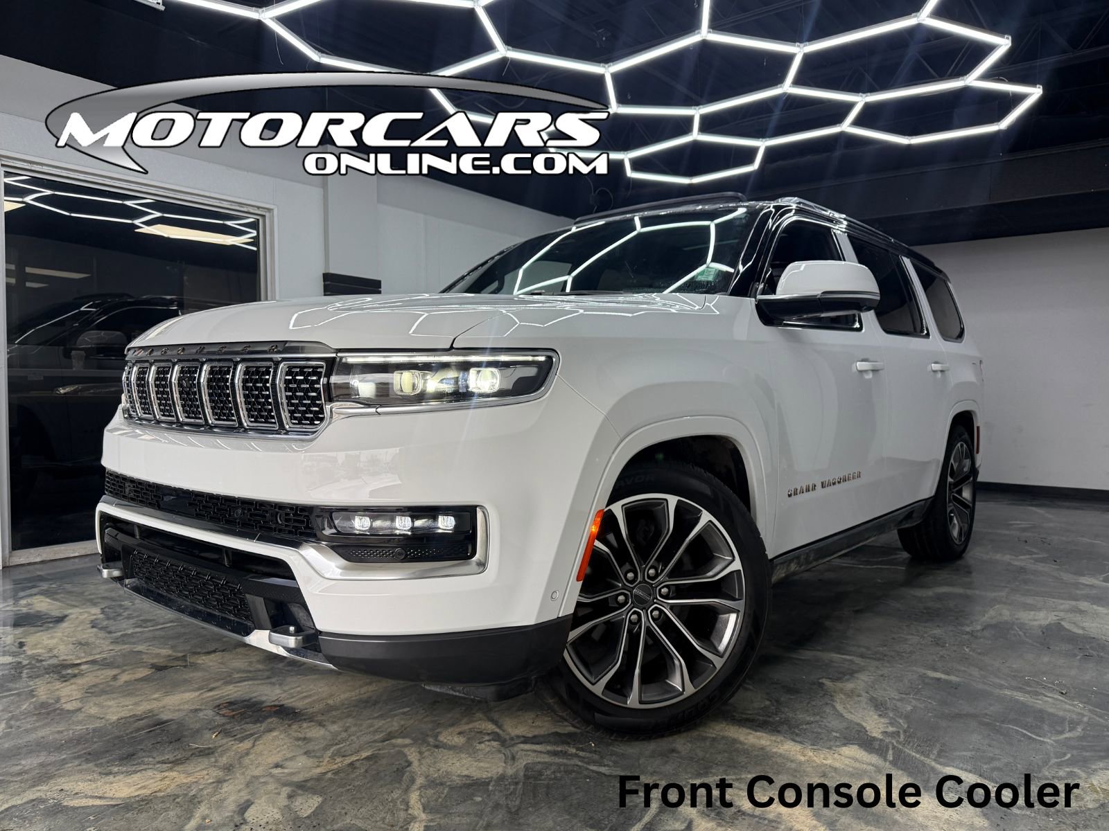 2022 Jeep Grand Wagoneer Series III's photo