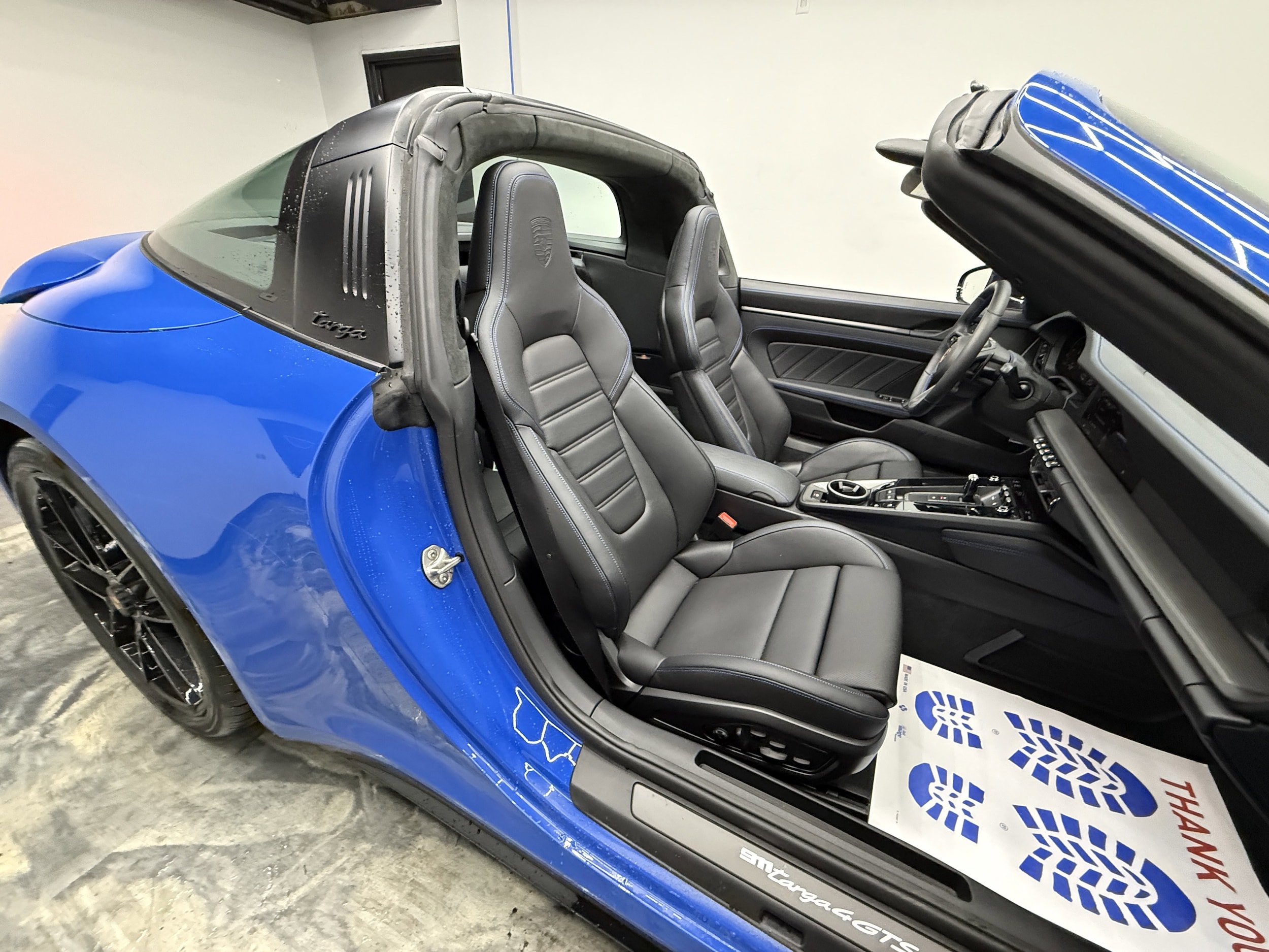 2026 Porsche 911 Targa GTS - Photo 24