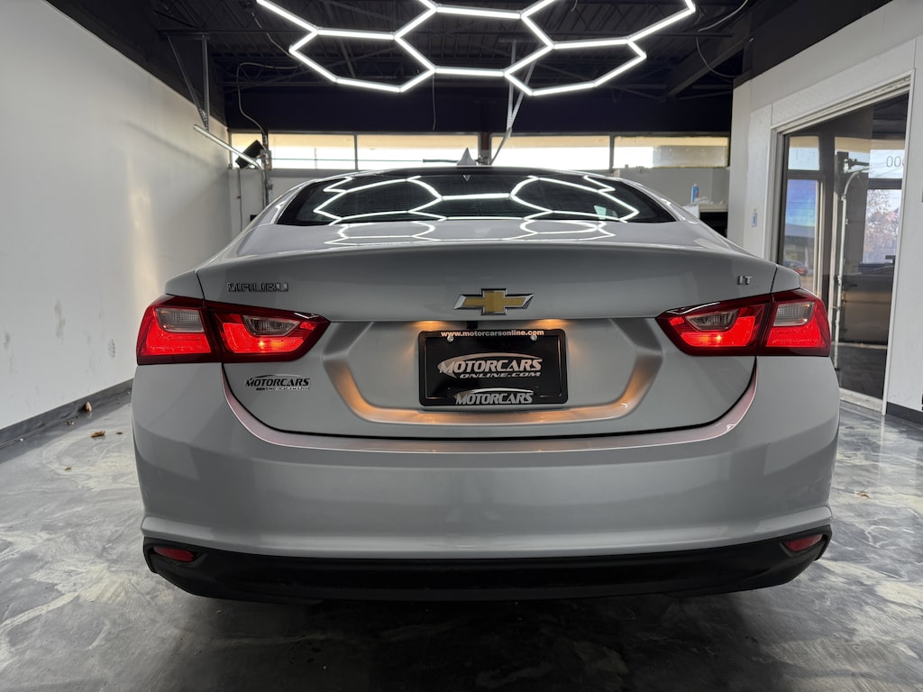 Used 2018 Chevrolet Malibu LT Sedan