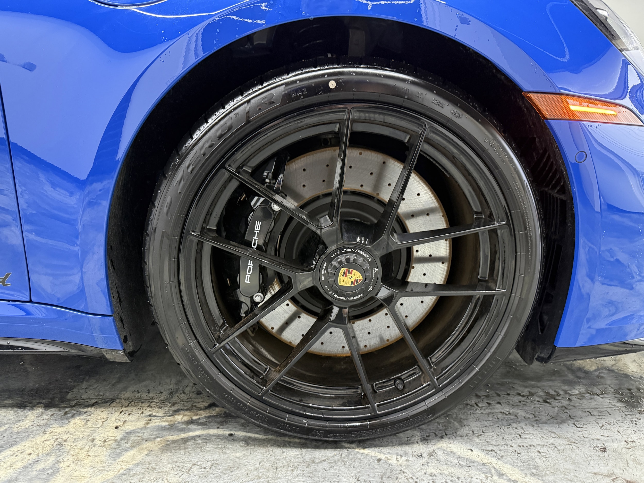2026 Porsche 911 Targa GTS - Photo 41