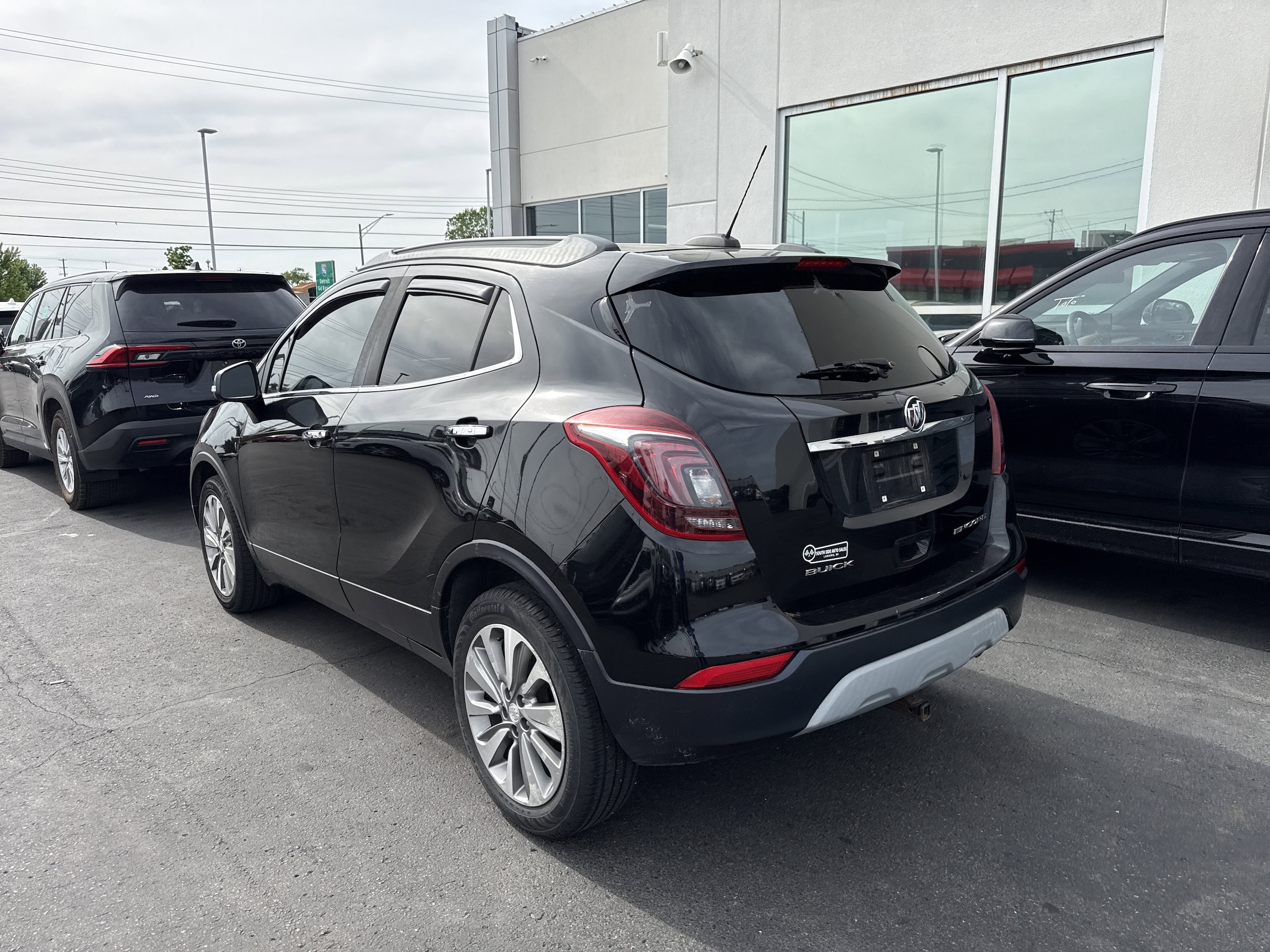 Vehicle Image 2