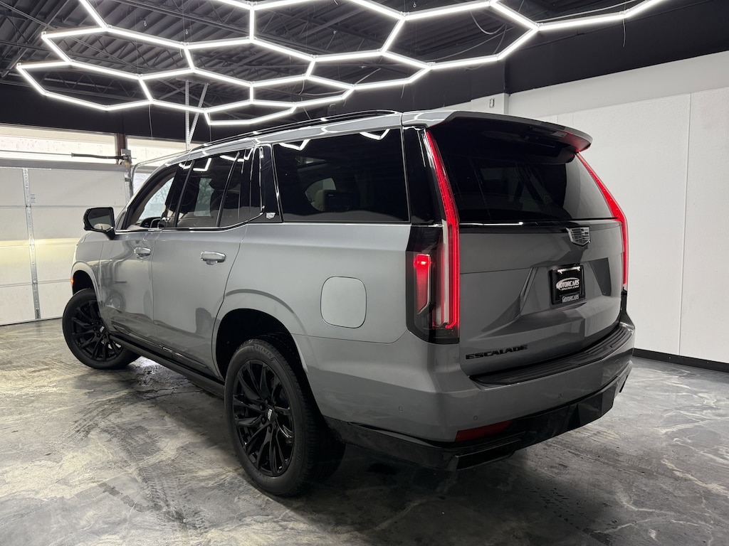 Used 2024 Cadillac Escalade 4WD Sport Platinum SUV