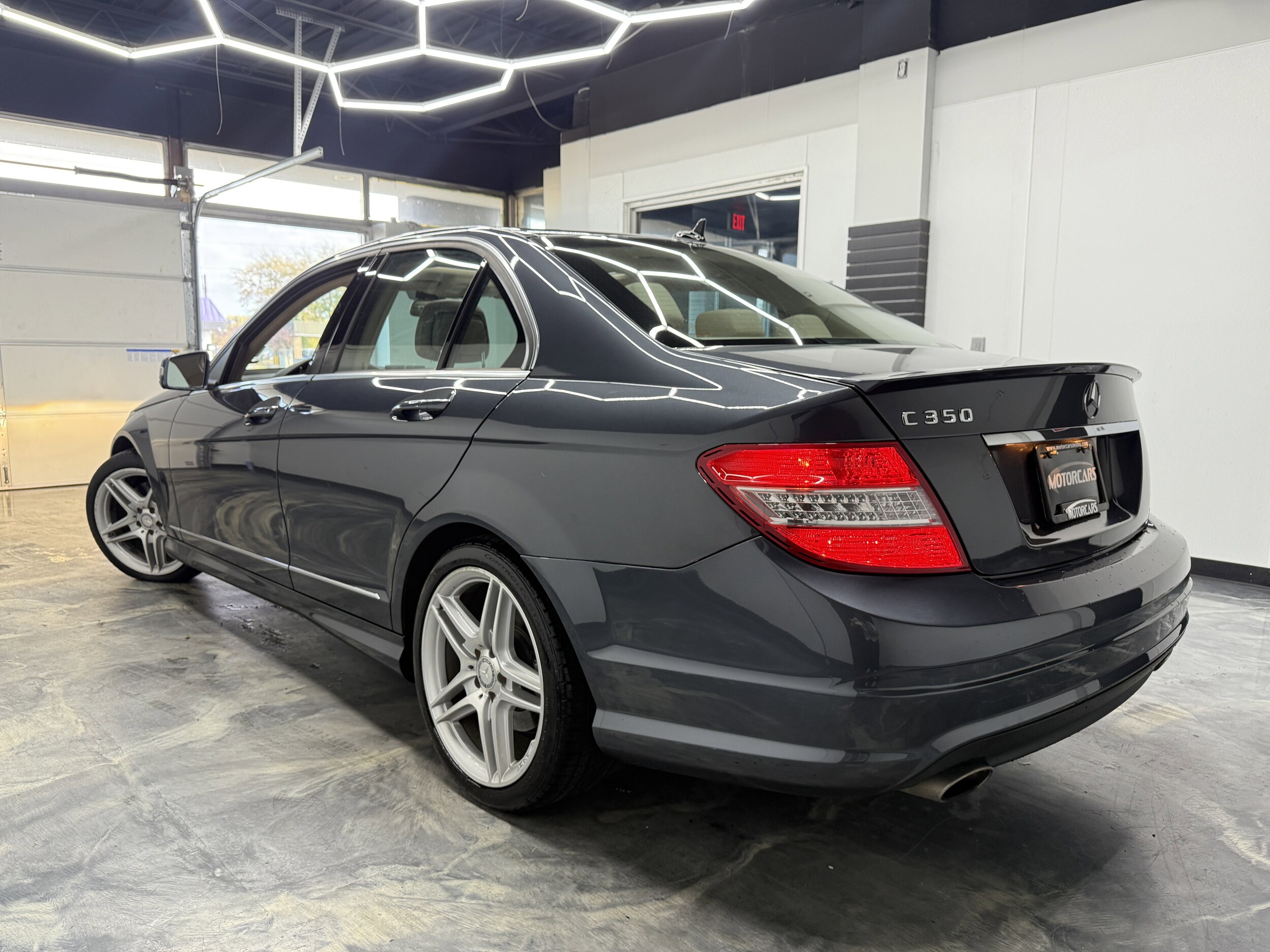 2011 Mercedes Benz C 350 Sport photo 3