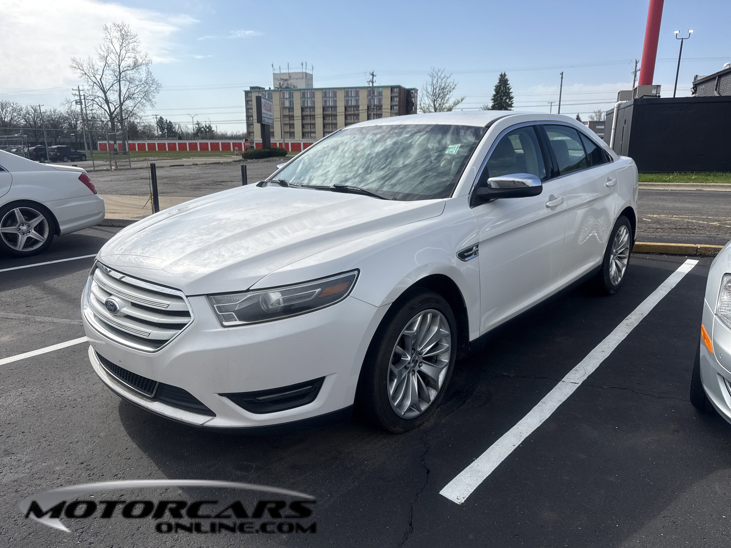 2015 Ford Taurus