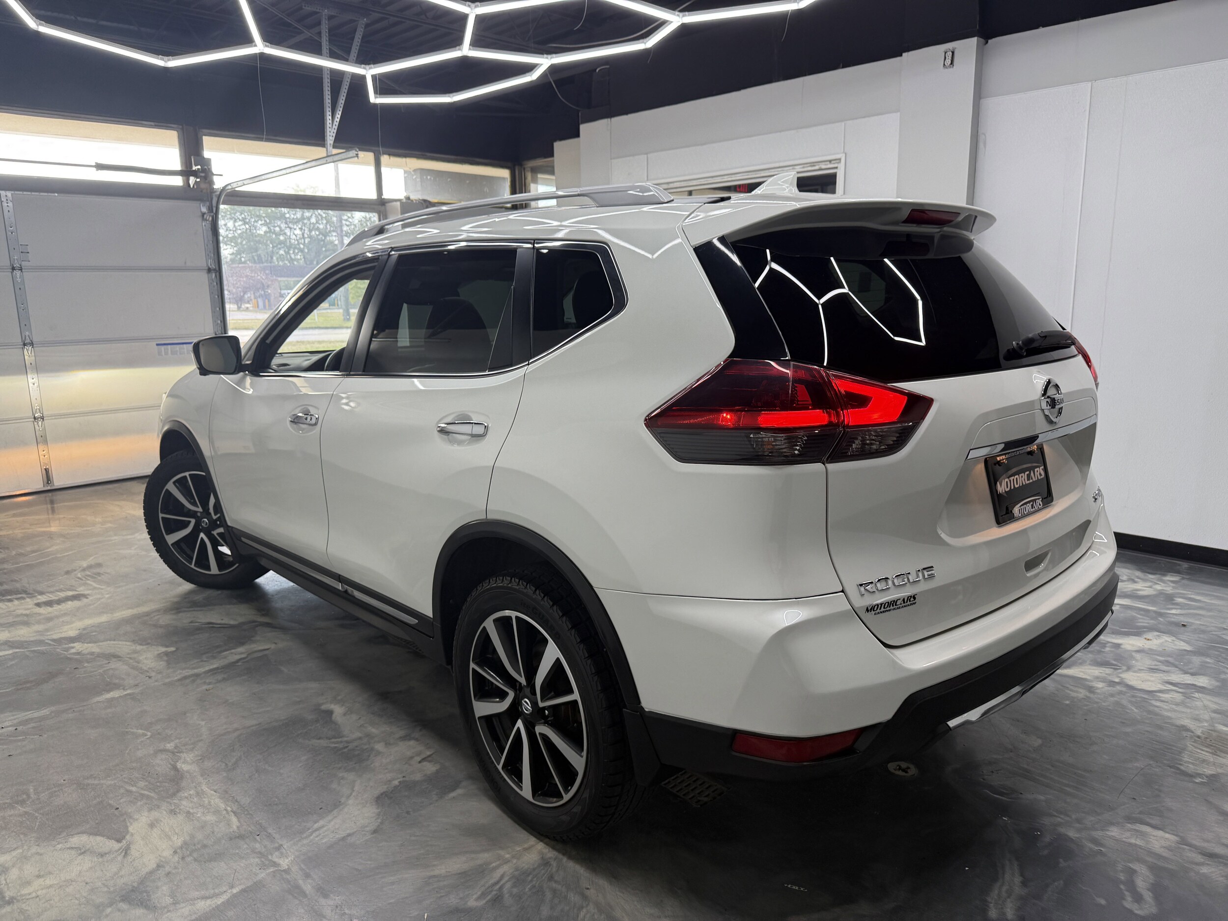 2018 Nissan Rogue SL photo 4