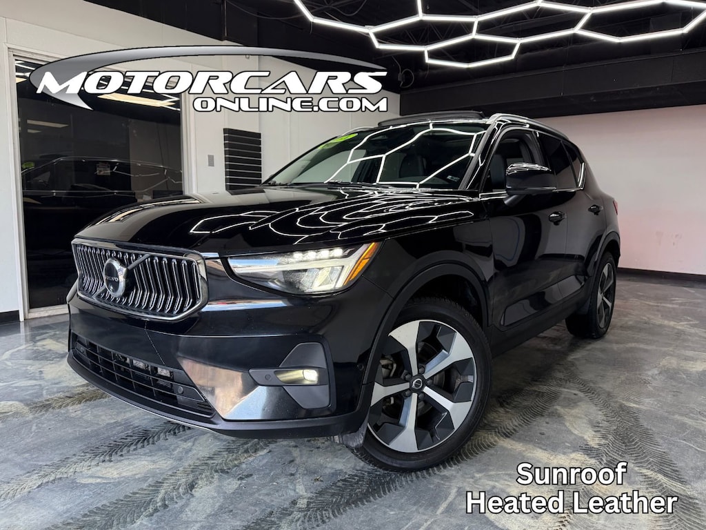 Used 2024 Volvo XC40 Plus Bright Theme SUV