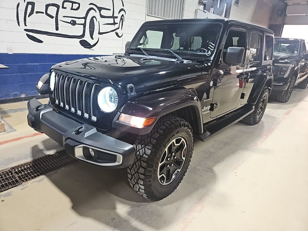 Used 2018 Jeep Wrangler Unlimited Sahara SUV