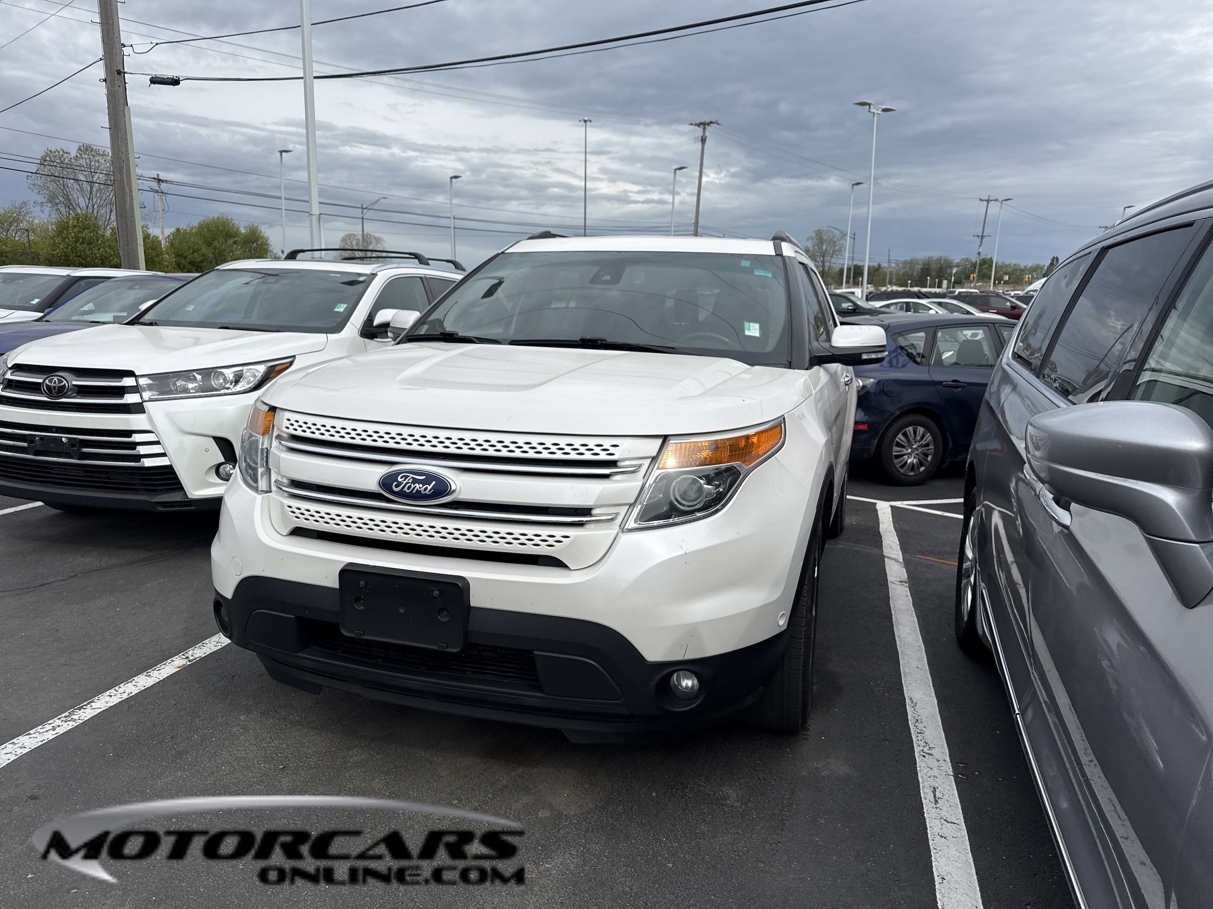 2015 Ford Explorer Limited 4x4's photo