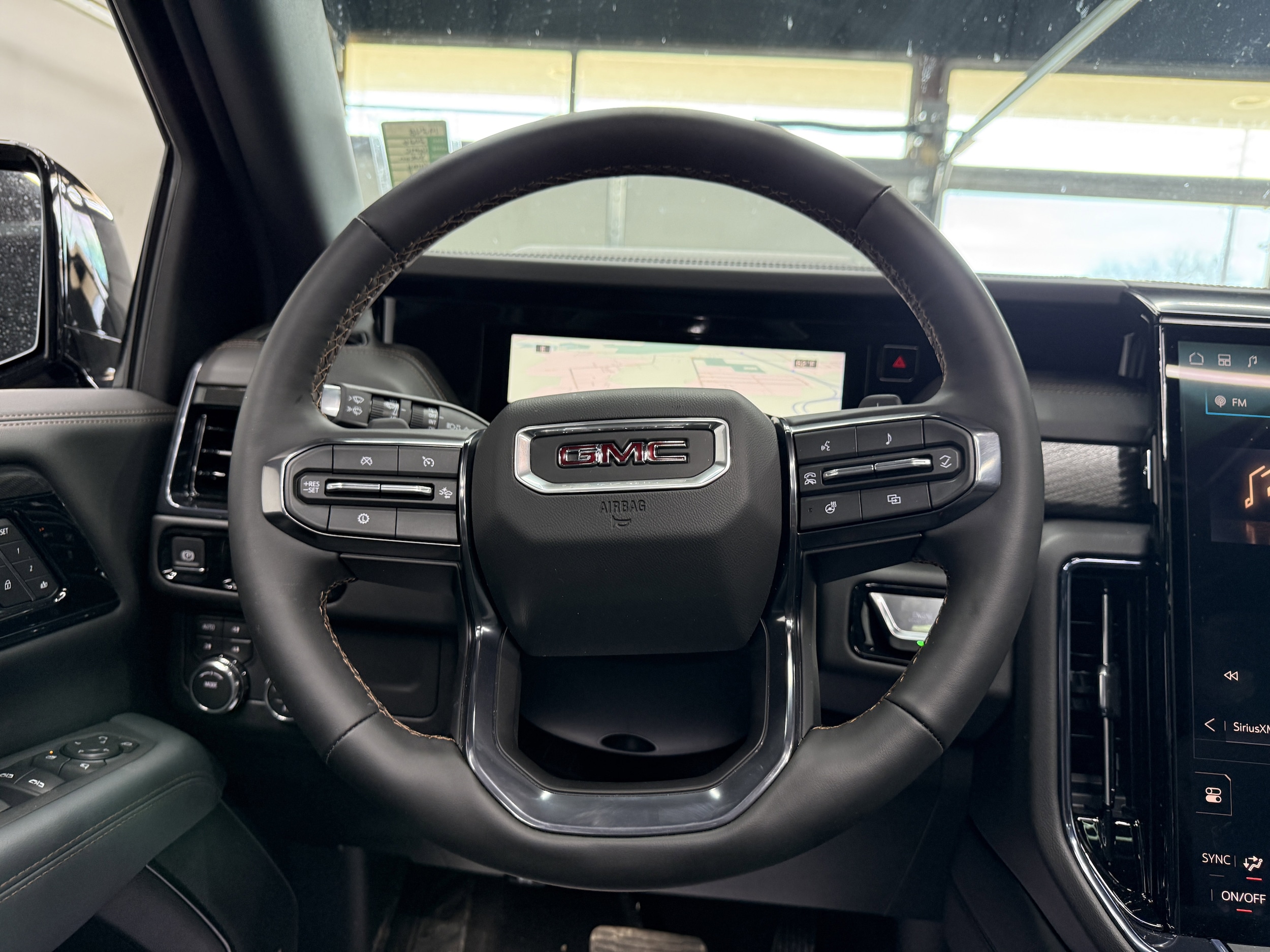 2026 GMC Yukon AT4 - Photo 15