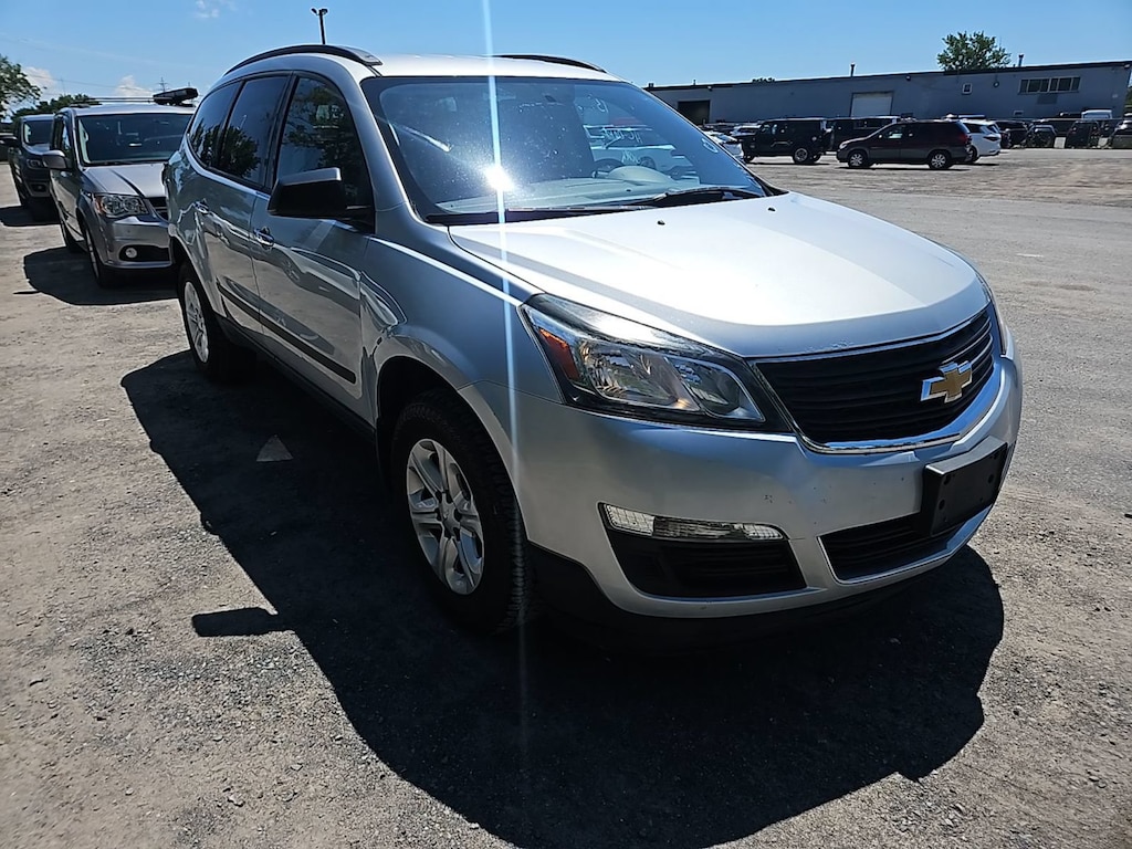 Used 2017 Chevrolet Traverse LS SUV