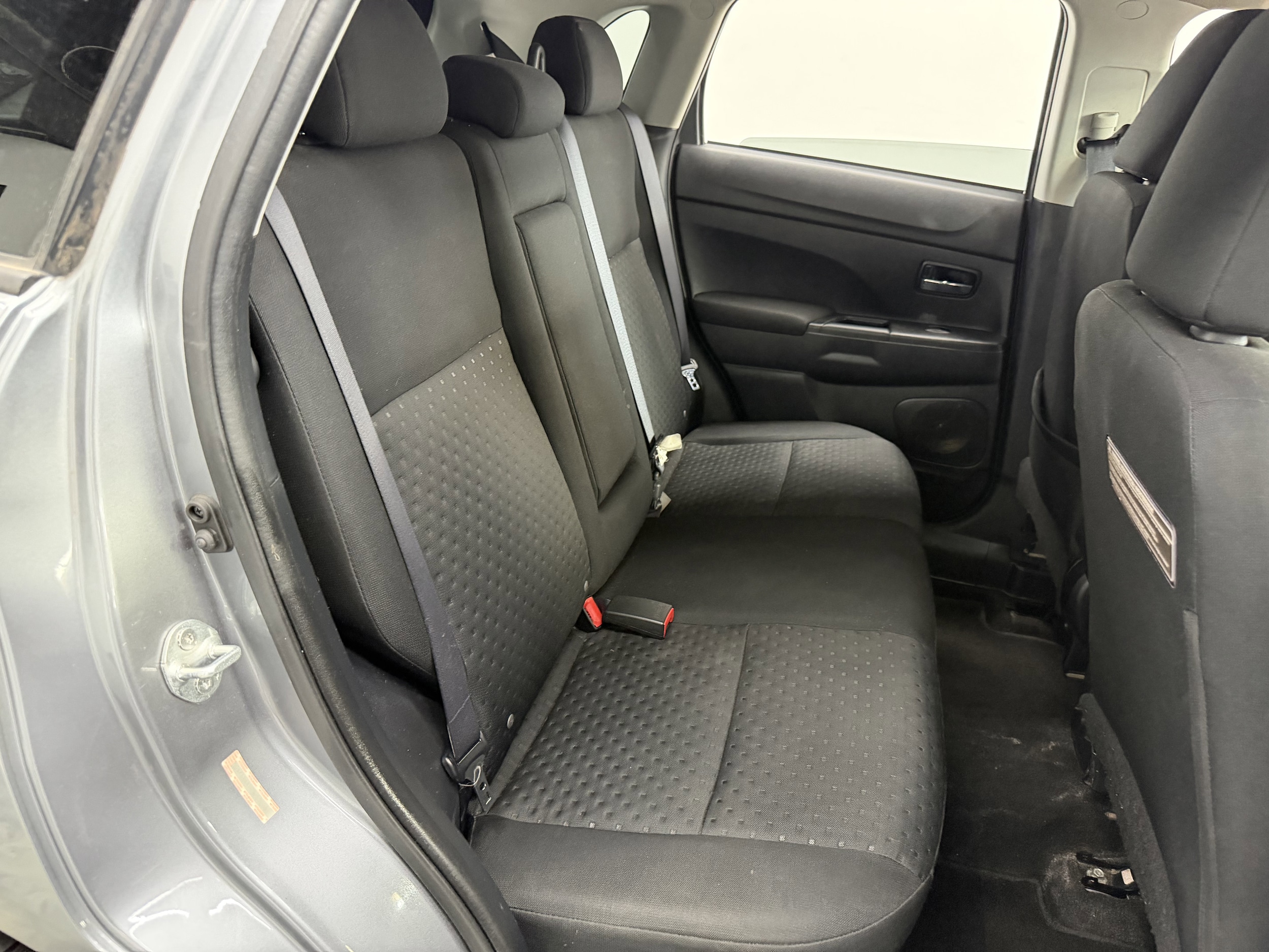 2011 Mitsubishi Outlander Sport SE - Photo 17