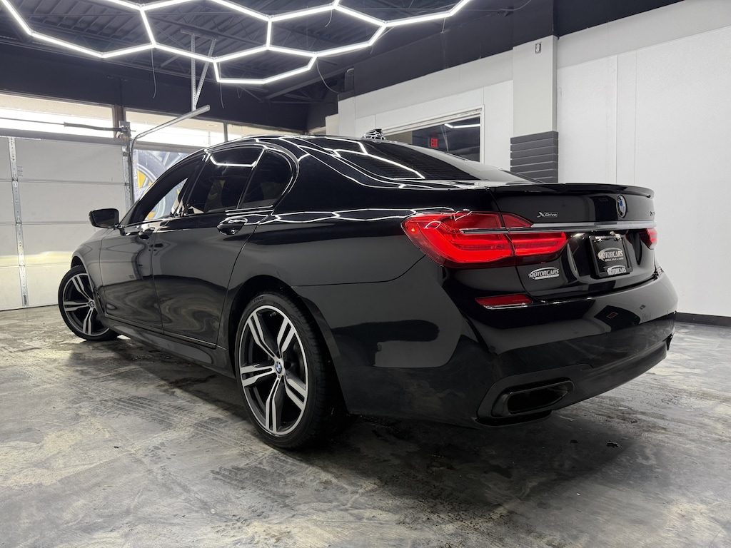 Used 2019 BMW 7 Series 750i xDrive Sedan