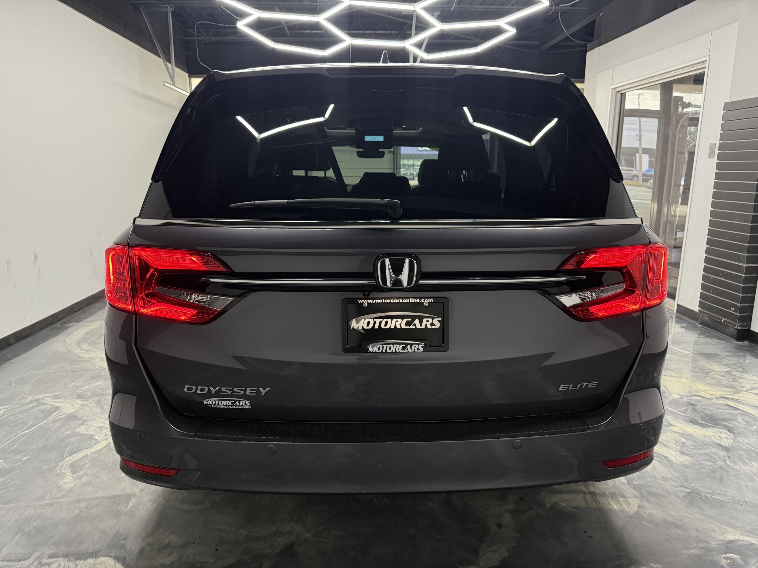 2022 Honda Odyssey Elite photo 3