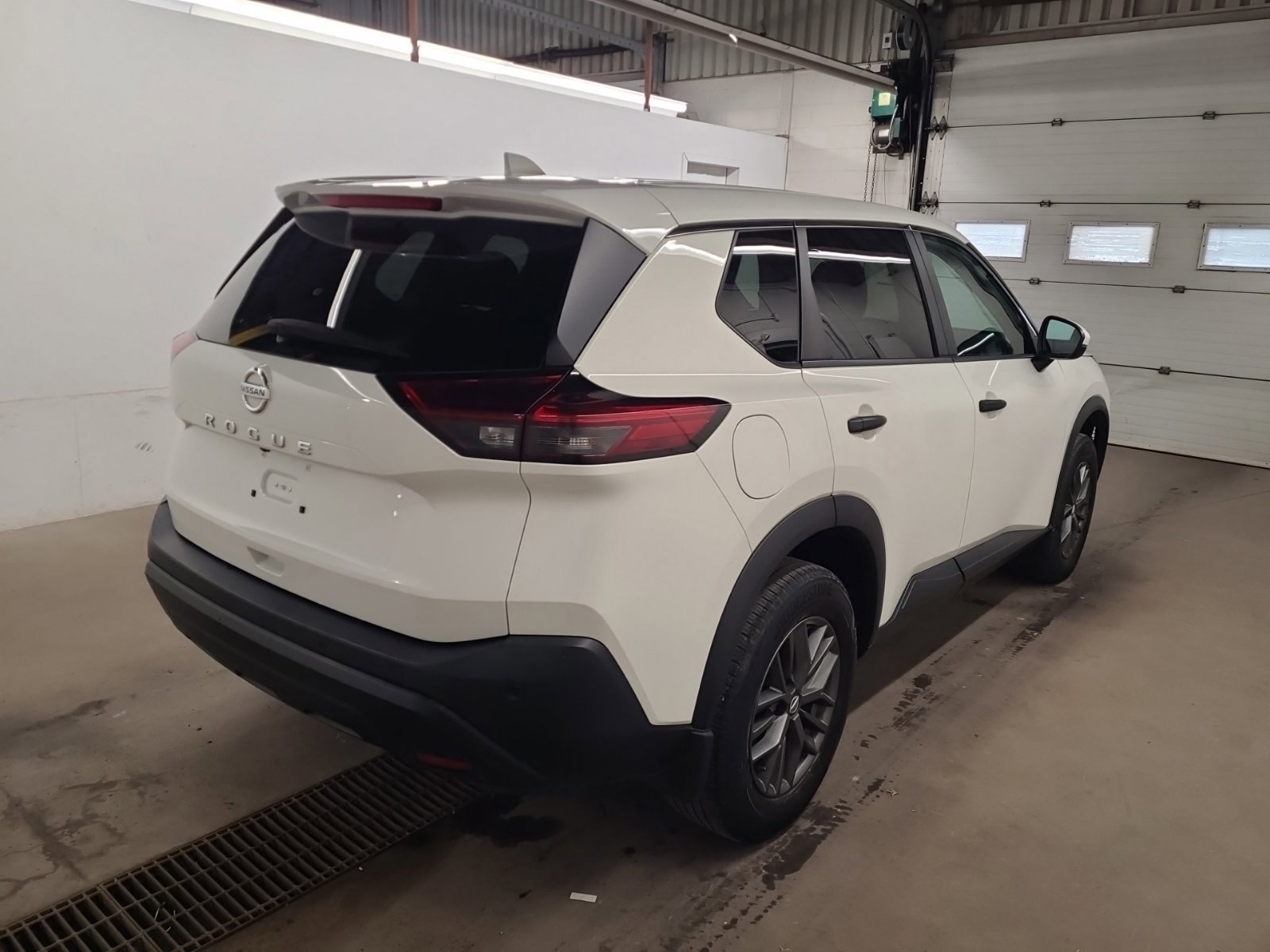 2021 Nissan Rogue S photo 3