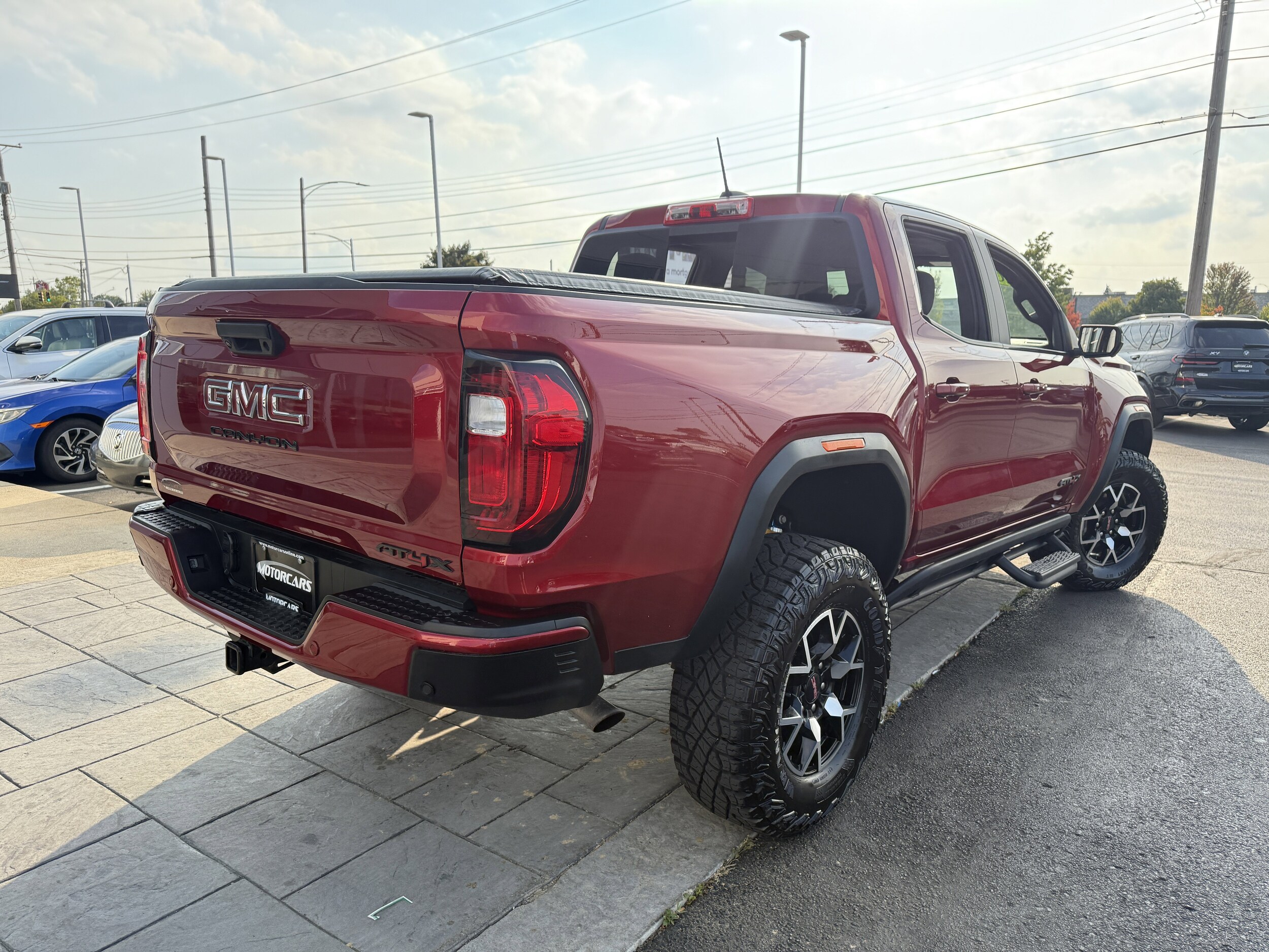 2023 Gmc Canyon AT4X photo 2