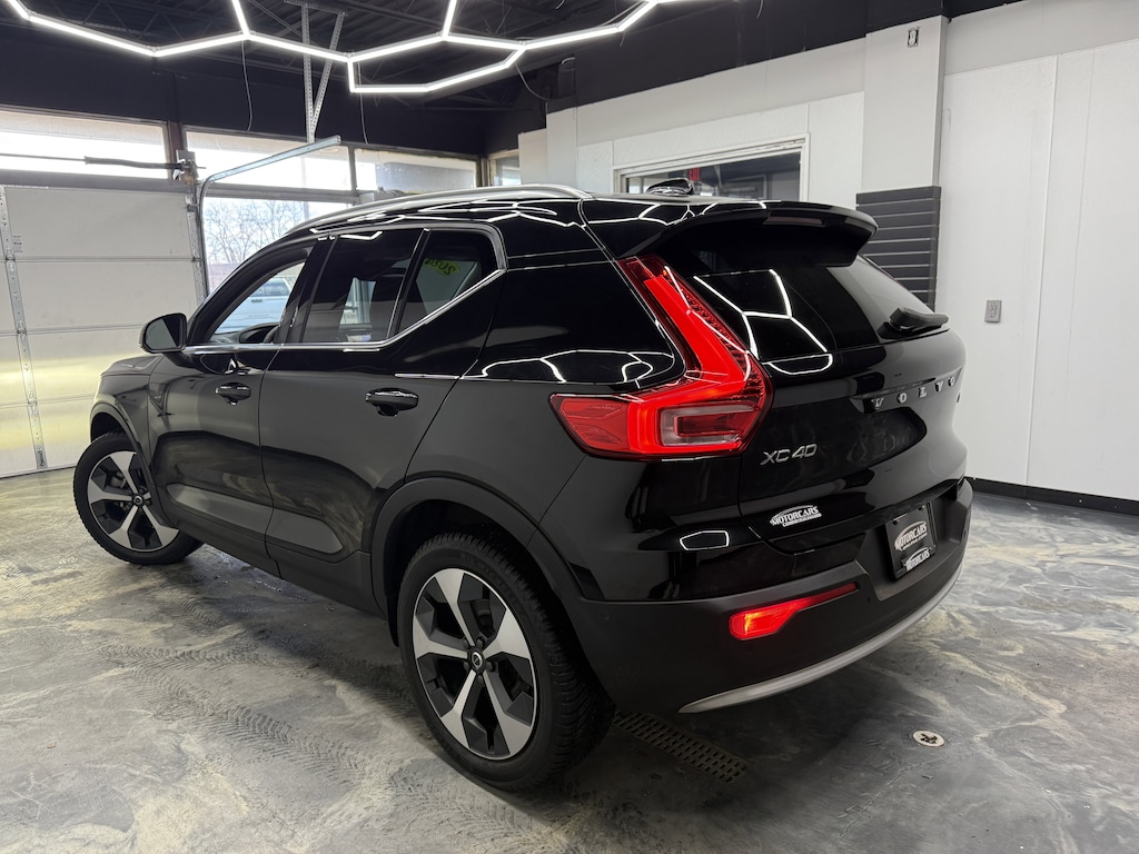 Used 2024 Volvo XC40 Plus Bright Theme SUV