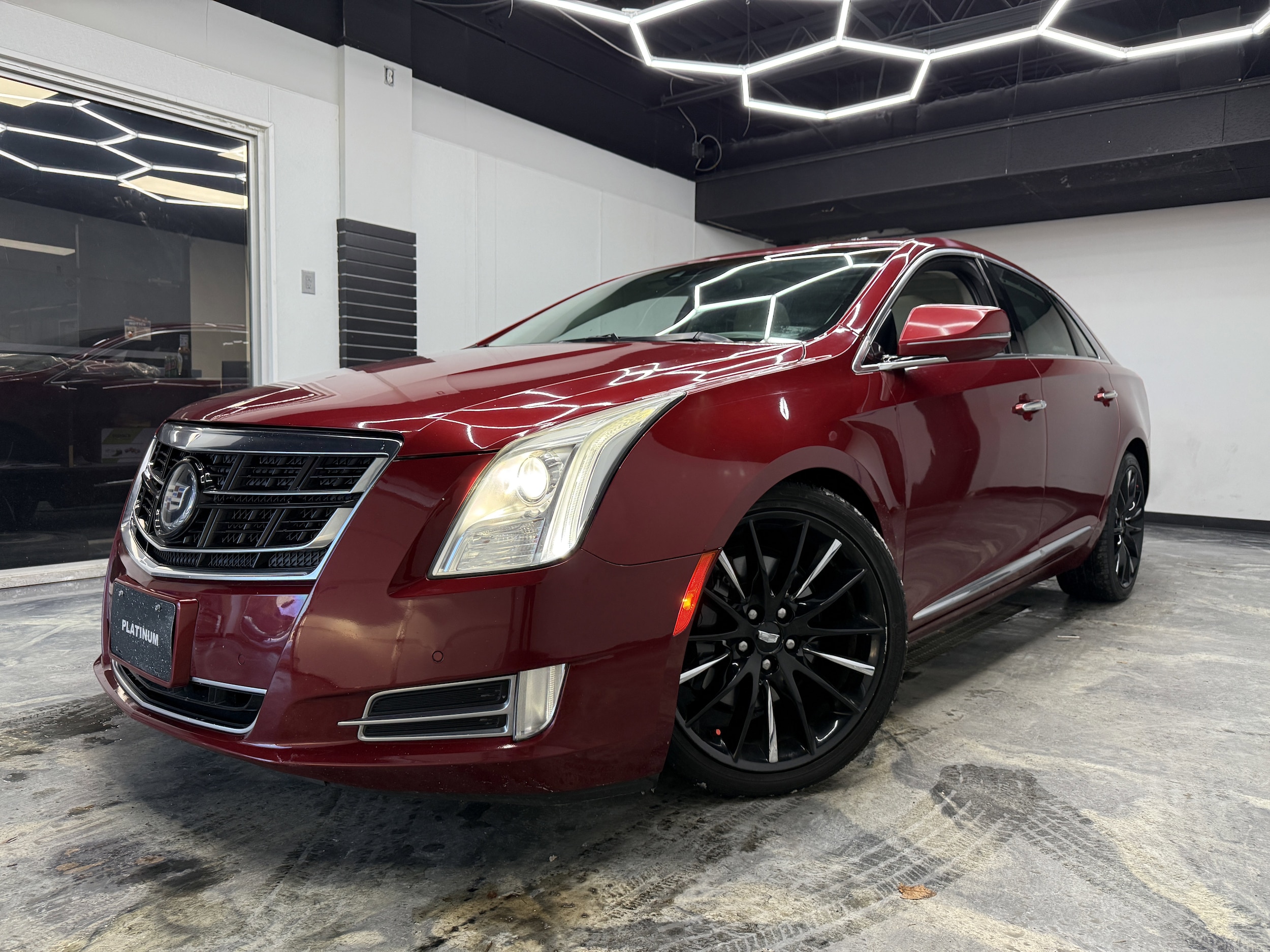 2014 Cadillac XTS Platinum Collection's photo