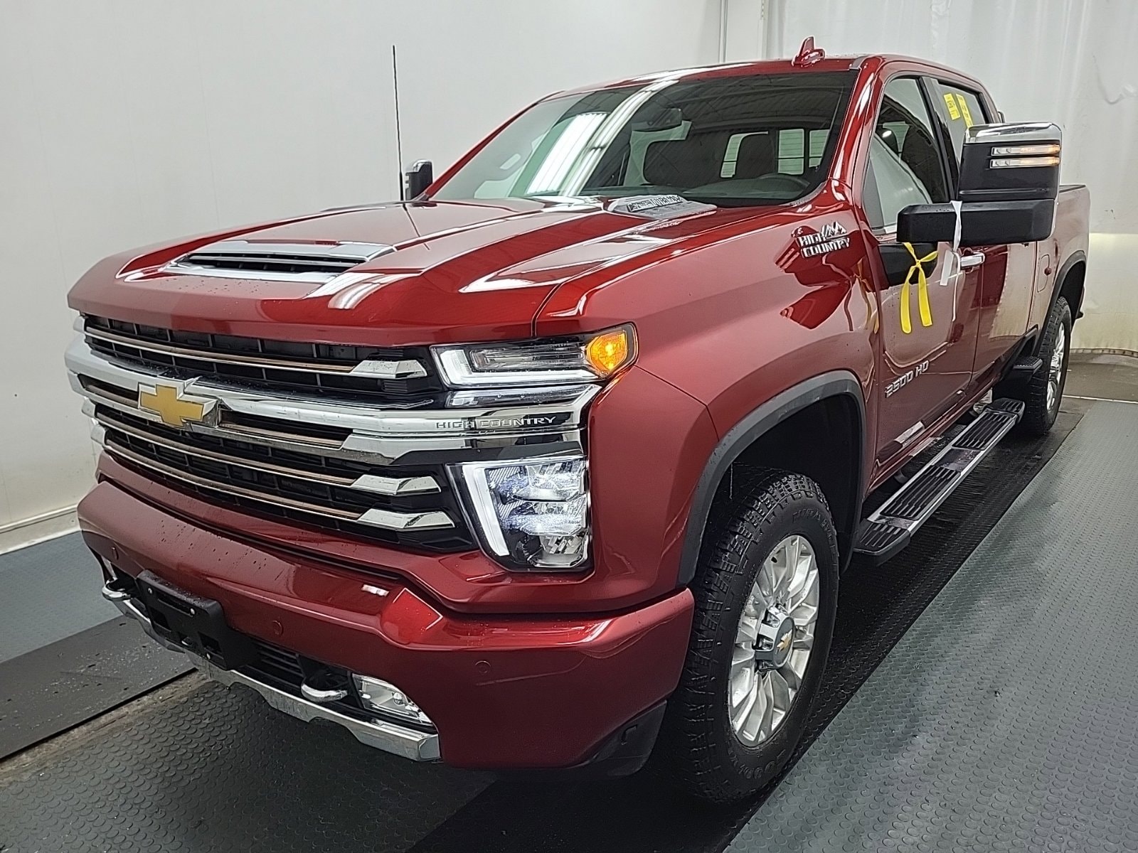 2023 Chevrolet Silverado HD High Country's photo