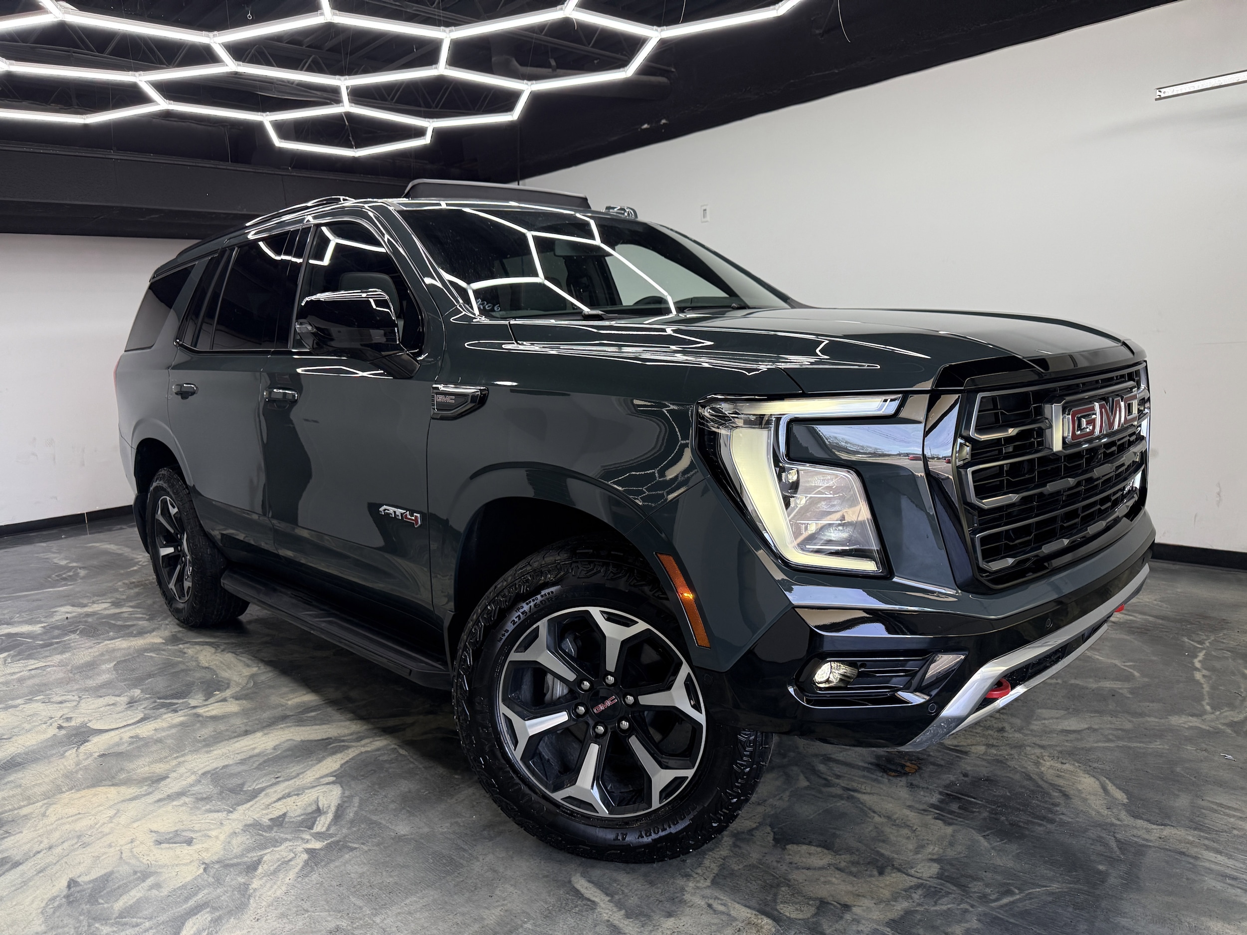2026 GMC Yukon AT4 - Photo 6
