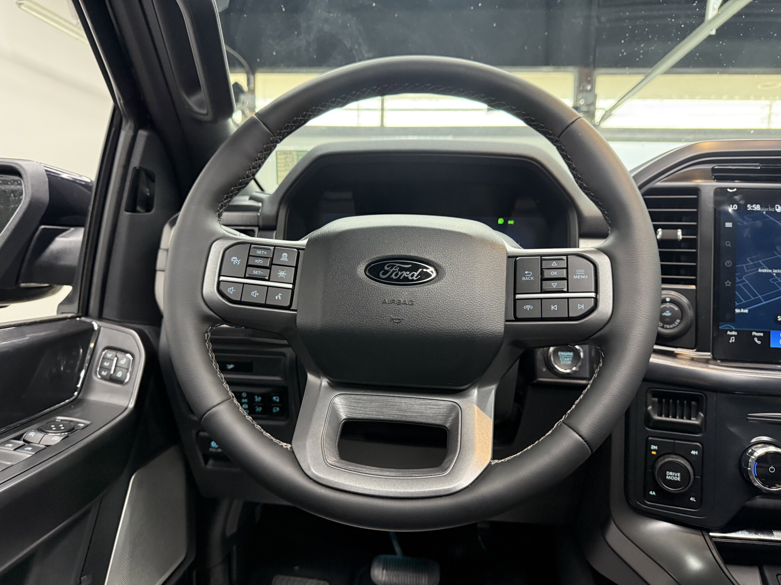2026 Ford F-150 Lariat - Photo 15