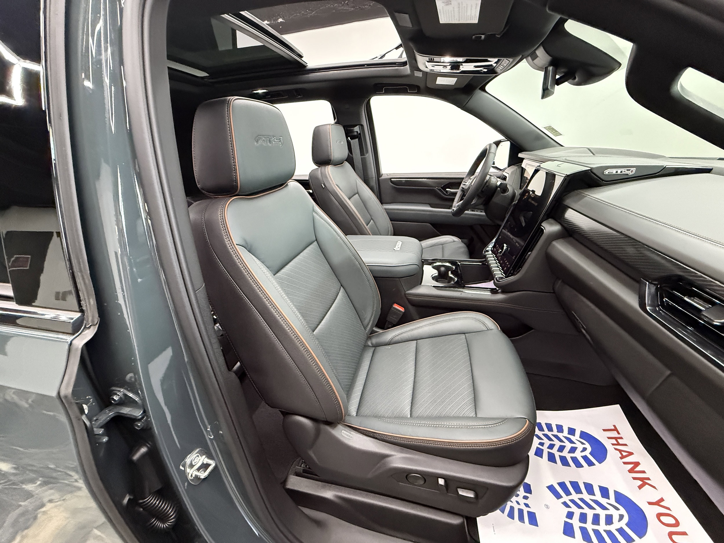 2026 GMC Yukon AT4 - Photo 25