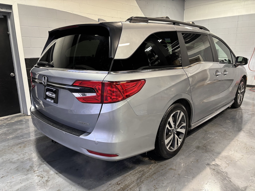 Used 2024 Honda Odyssey Touring Van
