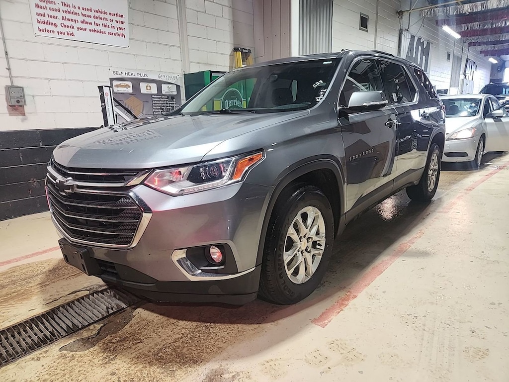 Used 2019 Chevrolet Traverse LT Cloth SUV
