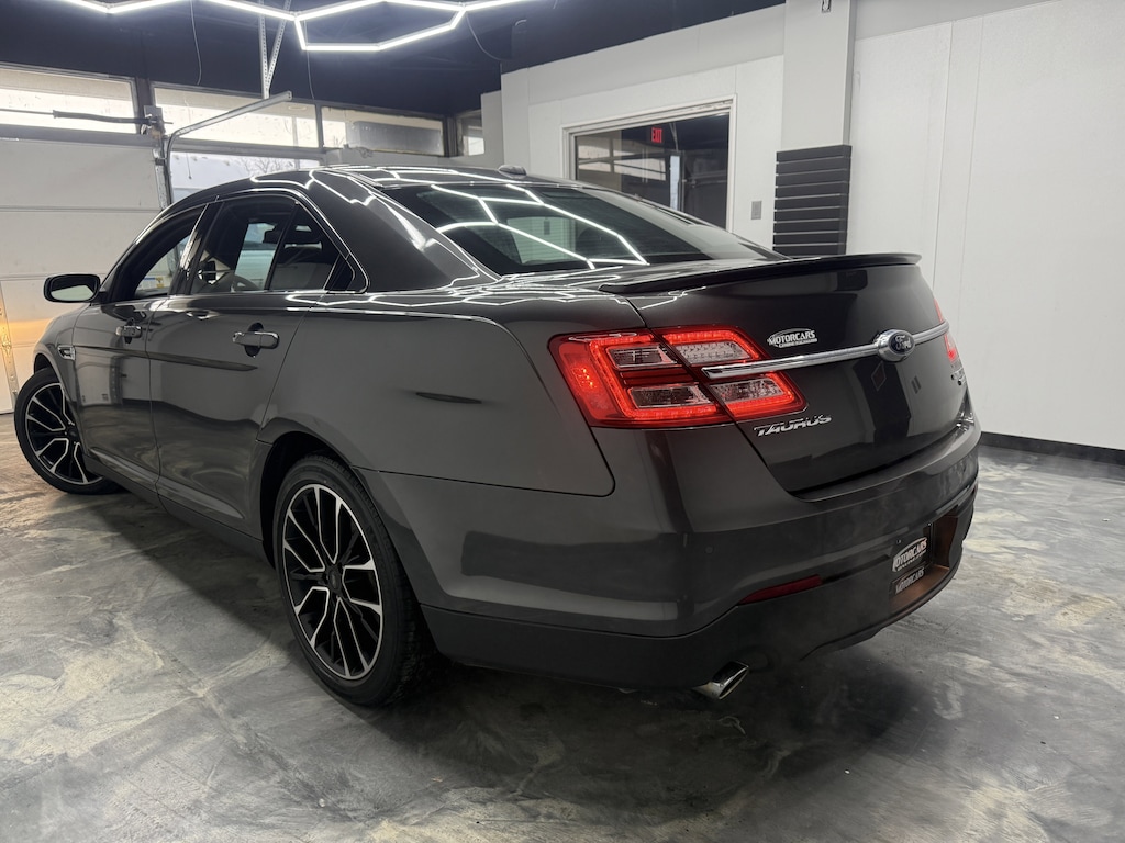 Used 2014 Ford Taurus SEL Sedan
