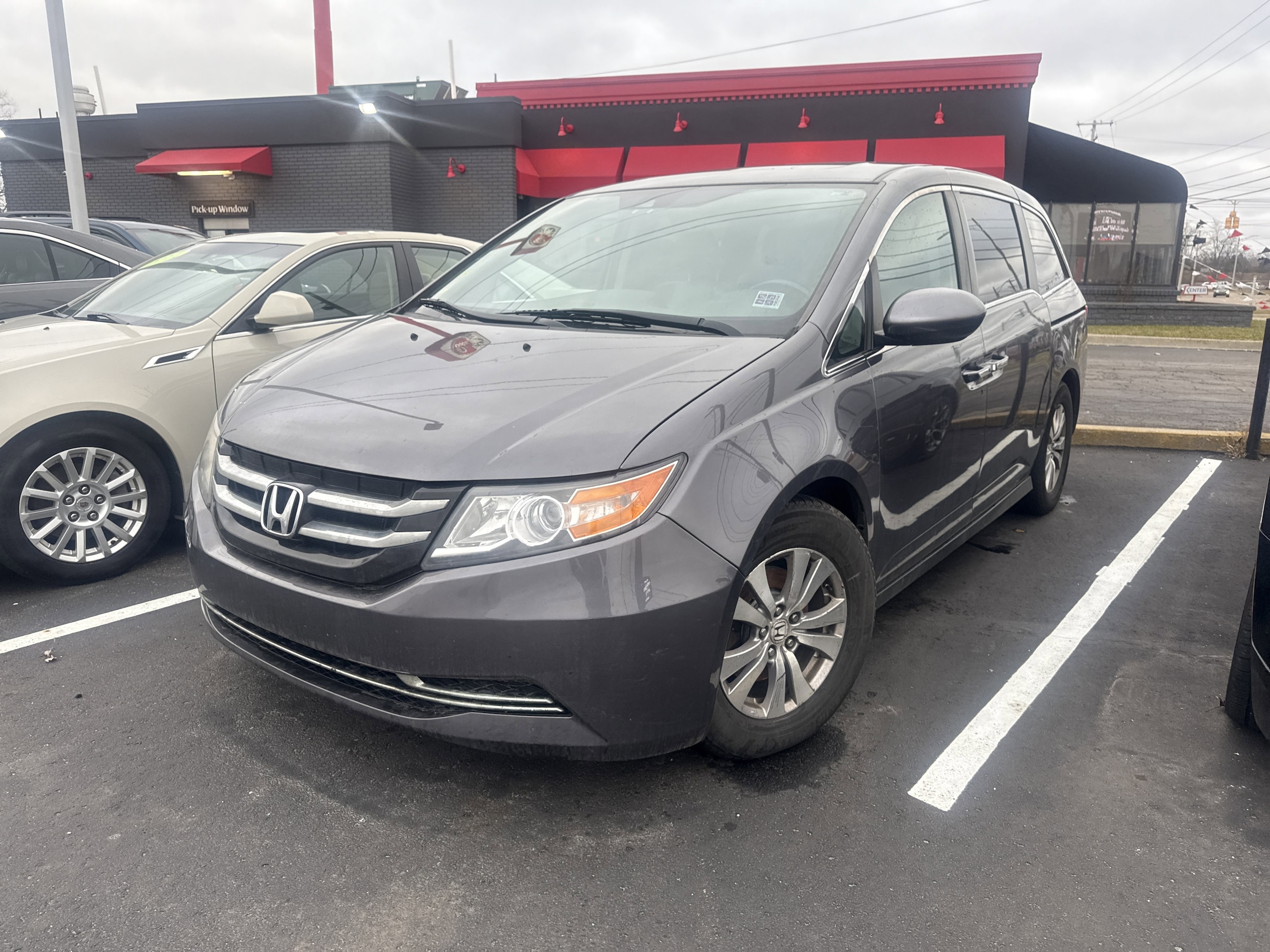 2015 Honda Odyssey EX-L's photo