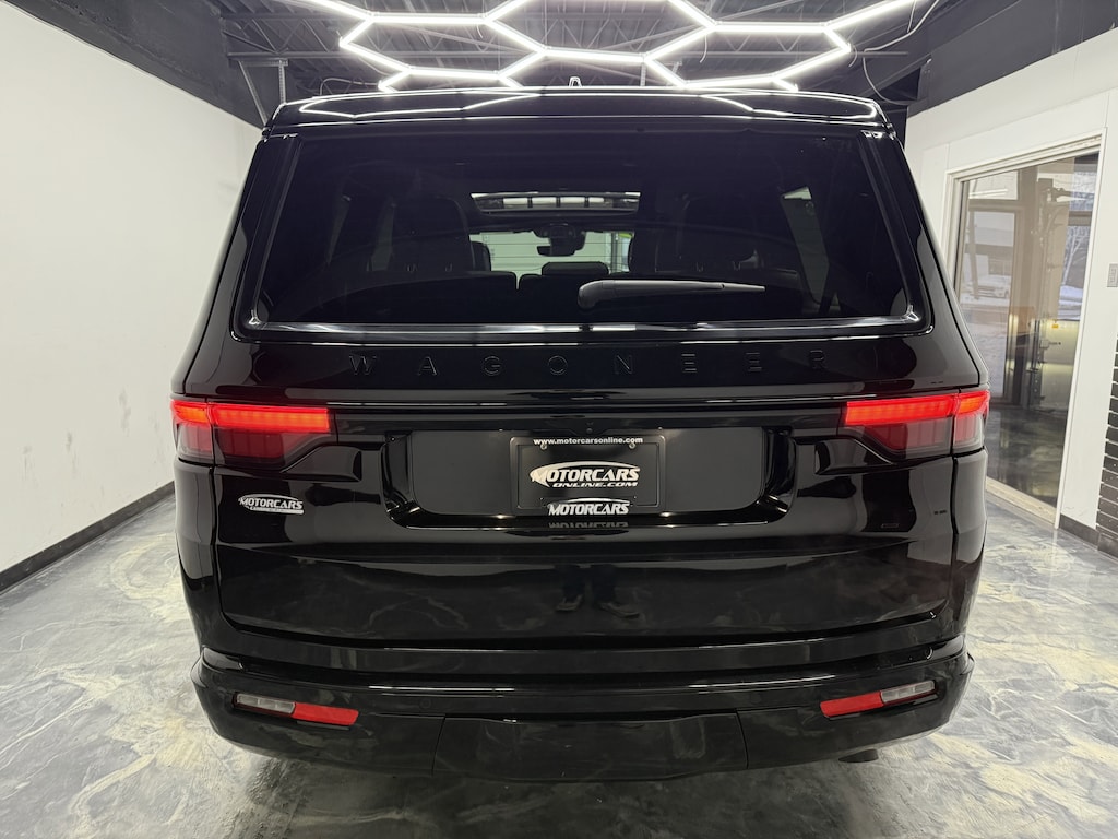 Used 2024 Jeep Wagoneer Series II Customer Preferred Package 25F SUV