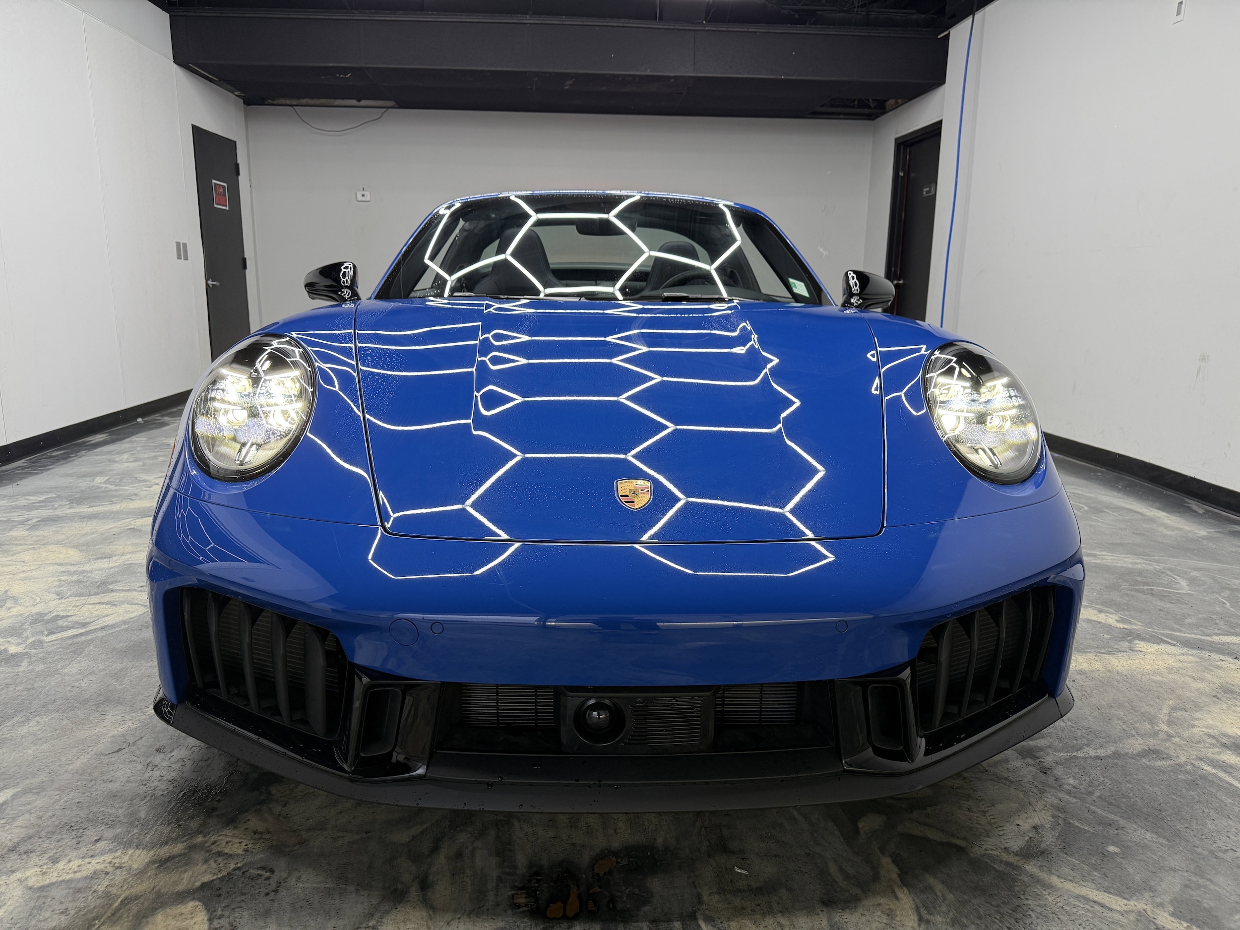 2026 Porsche 911 Targa GTS - Photo 7