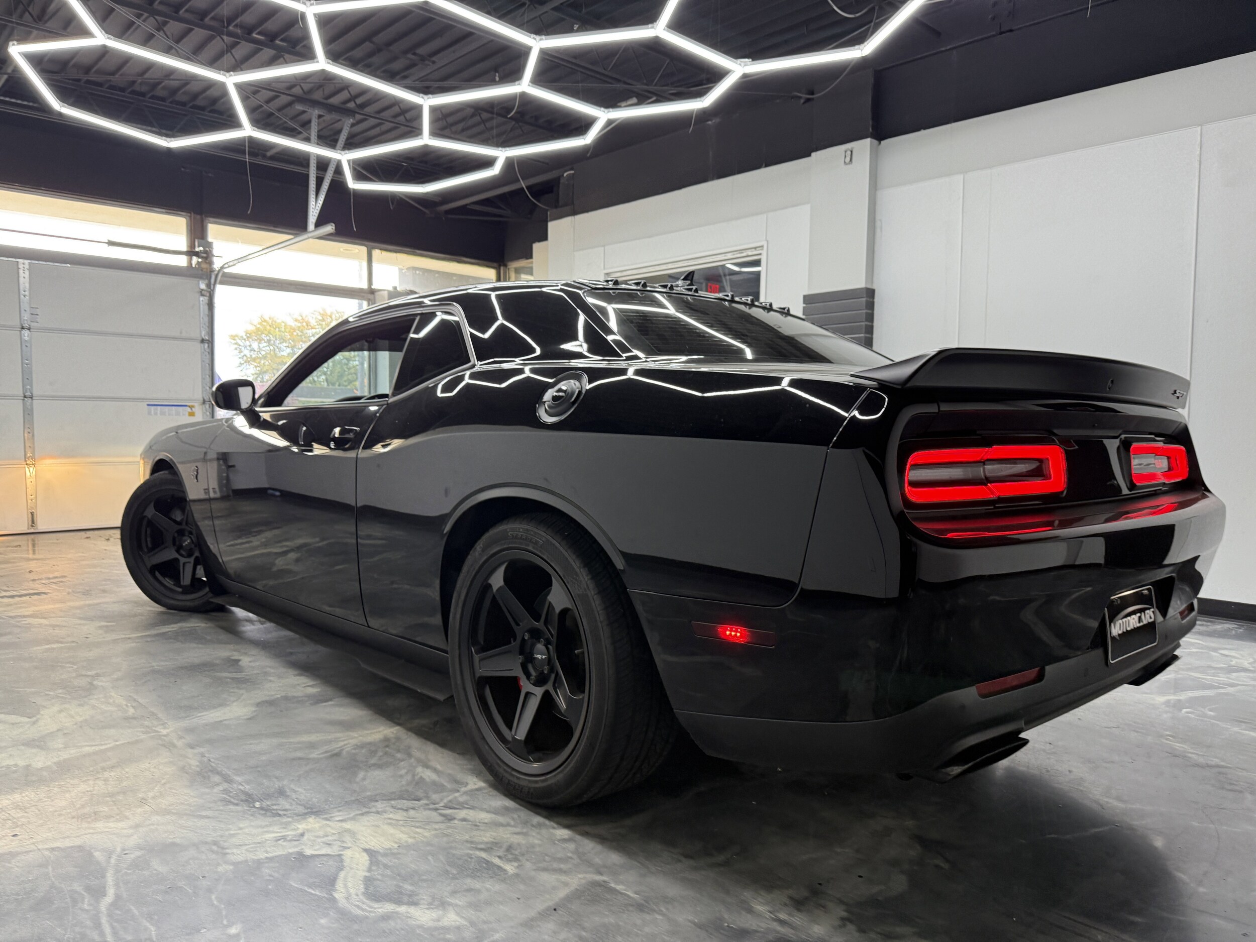 2015 Dodge Challenger SRT8 Hellcat photo 3