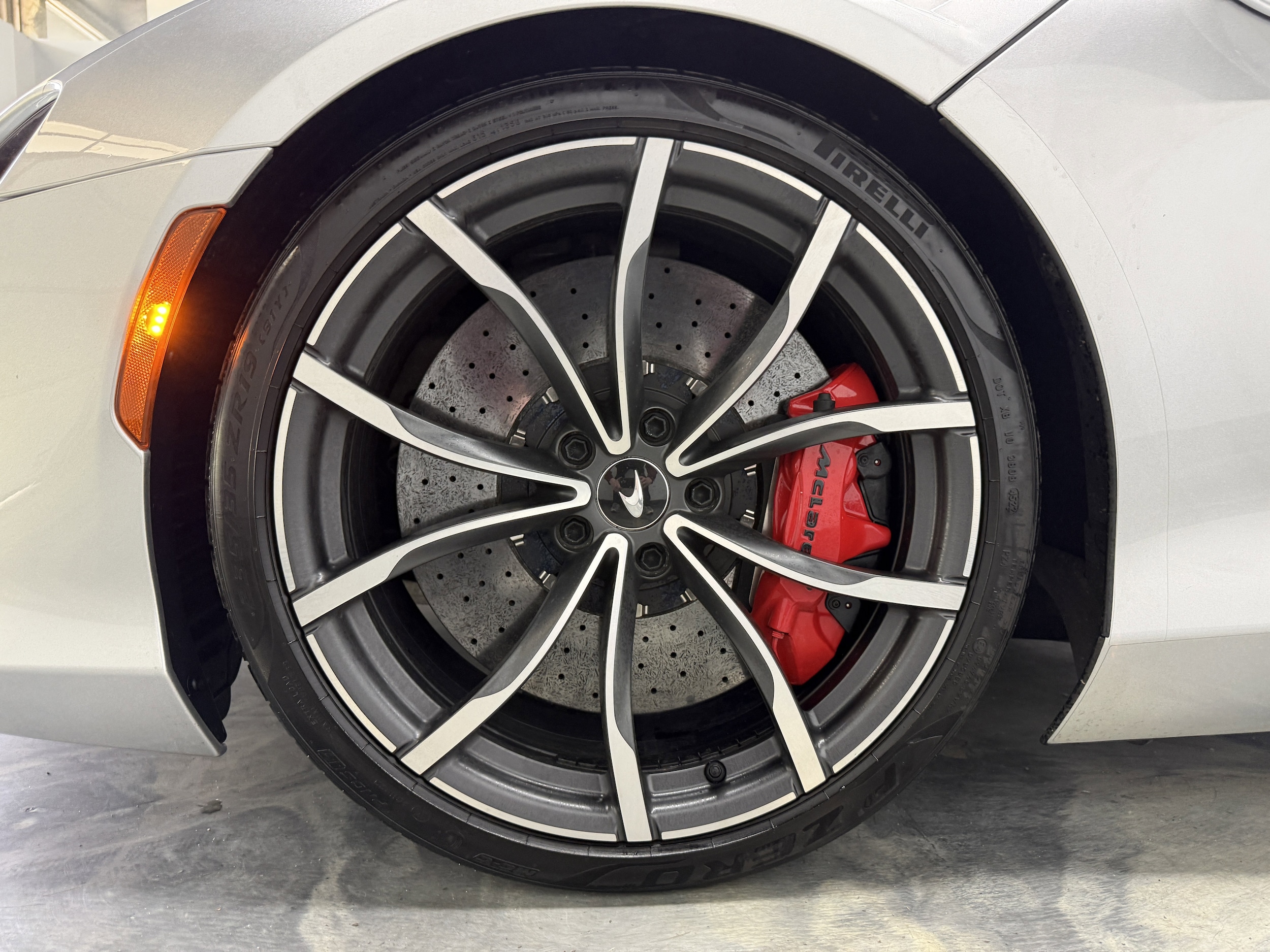 2023 McLaren Artura TechLux - Photo 37