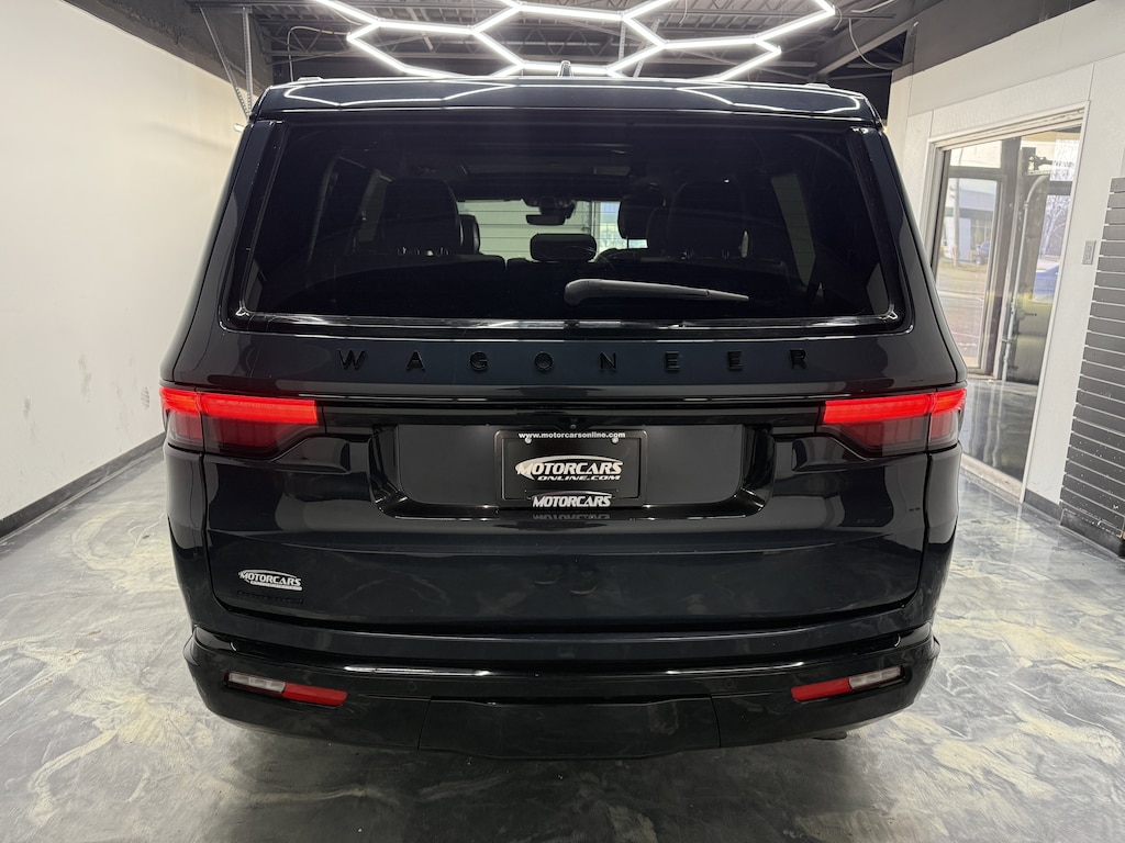 Used 2023 Jeep Wagoneer Series II Carbide SUV