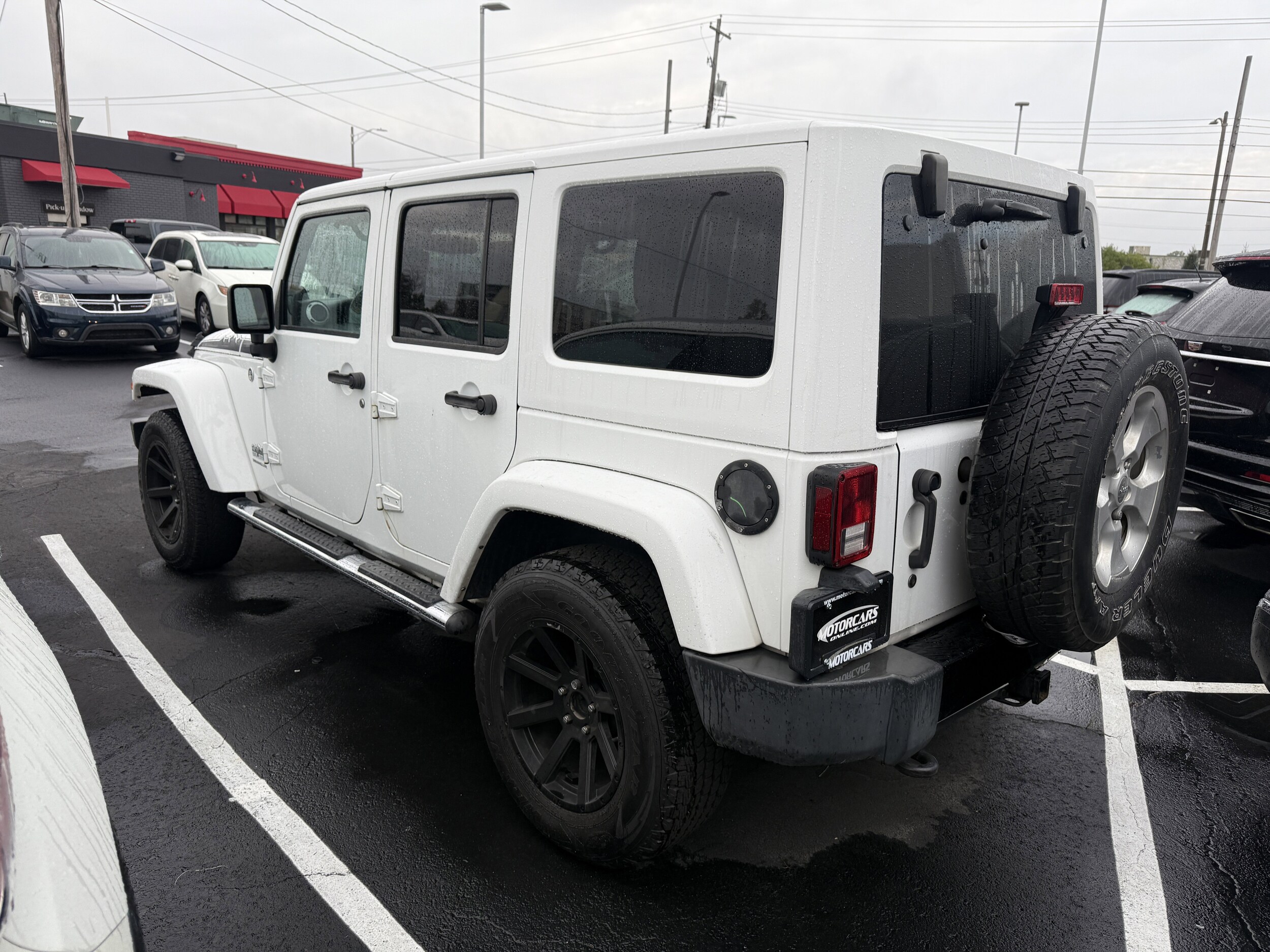 2014 Jeep Wrangler Sahara photo 3