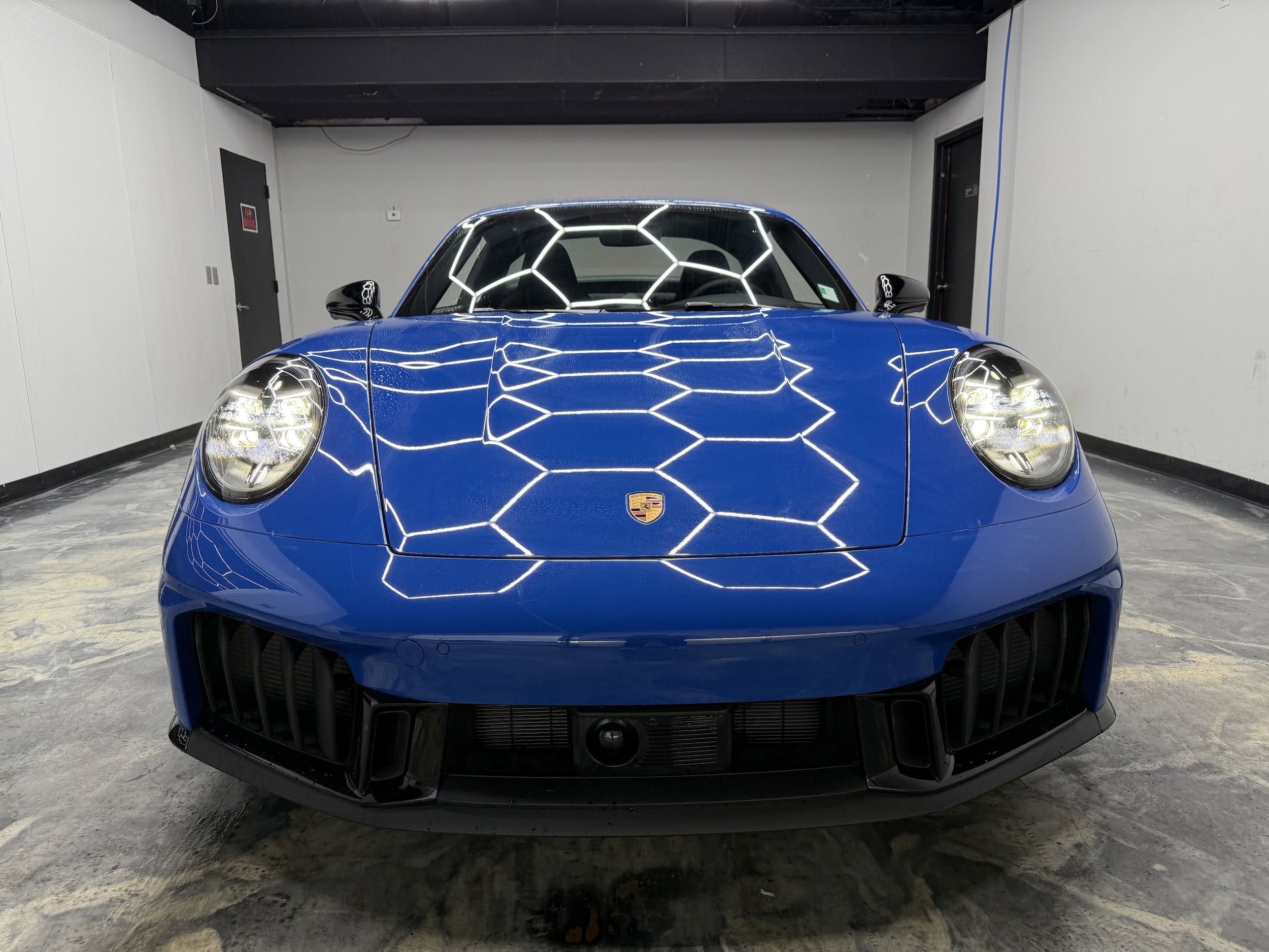 2026 Porsche 911 Targa GTS - Photo 30
