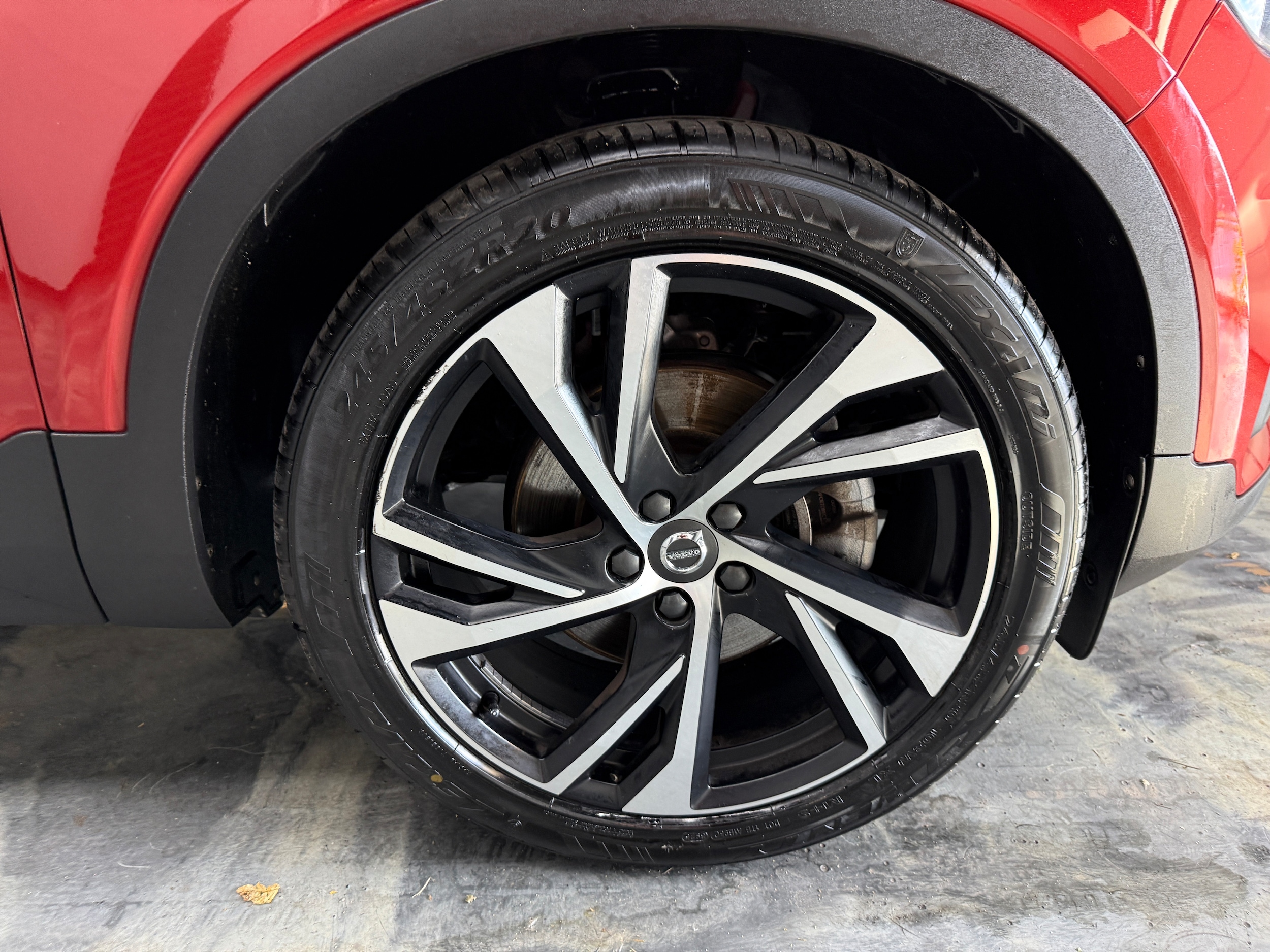 2021 Volvo XC40 R-Design - Photo 23