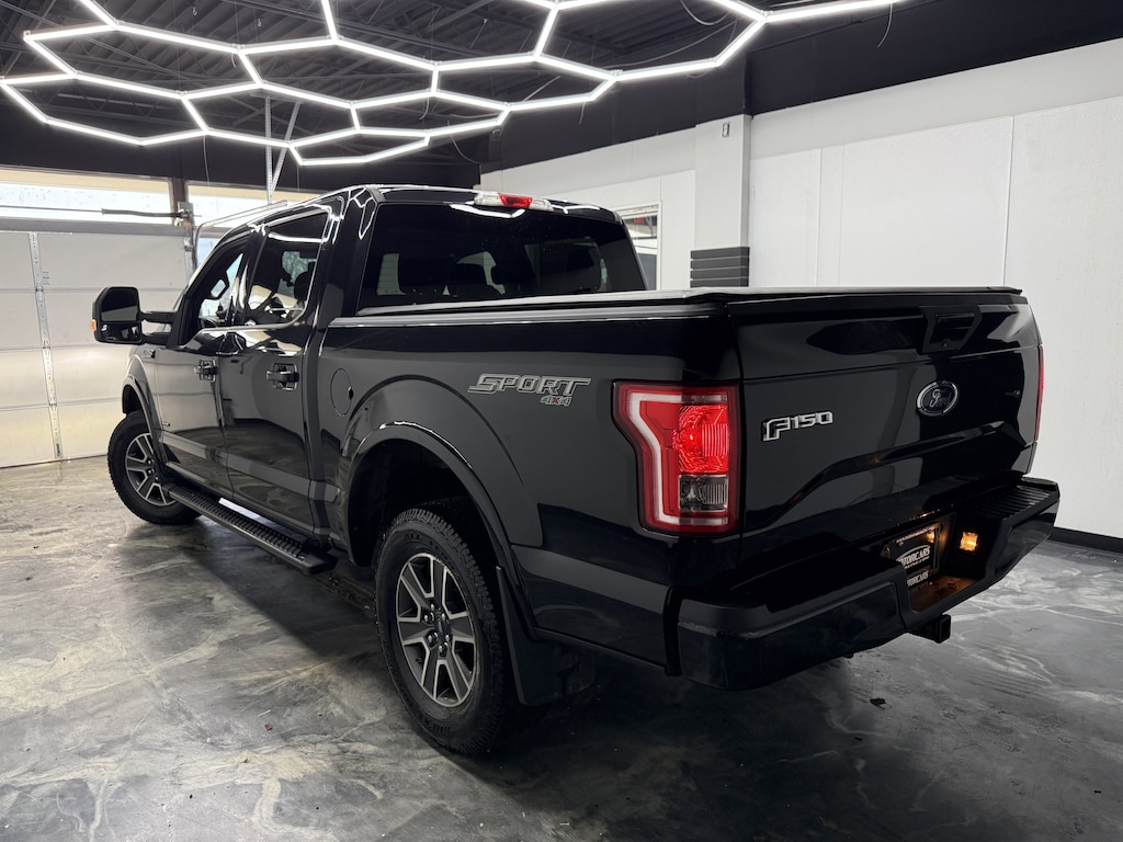 Used 2015 Ford F-150 XLT Truck SuperCrew Cab