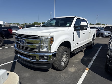 2018 Ford Super Duty F-250 SRW LARIAT Truck Crew Cab