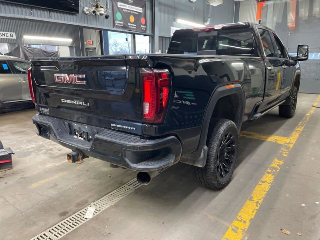 Used 2023 GMC Sierra 2500HD Denali Truck Crew Cab